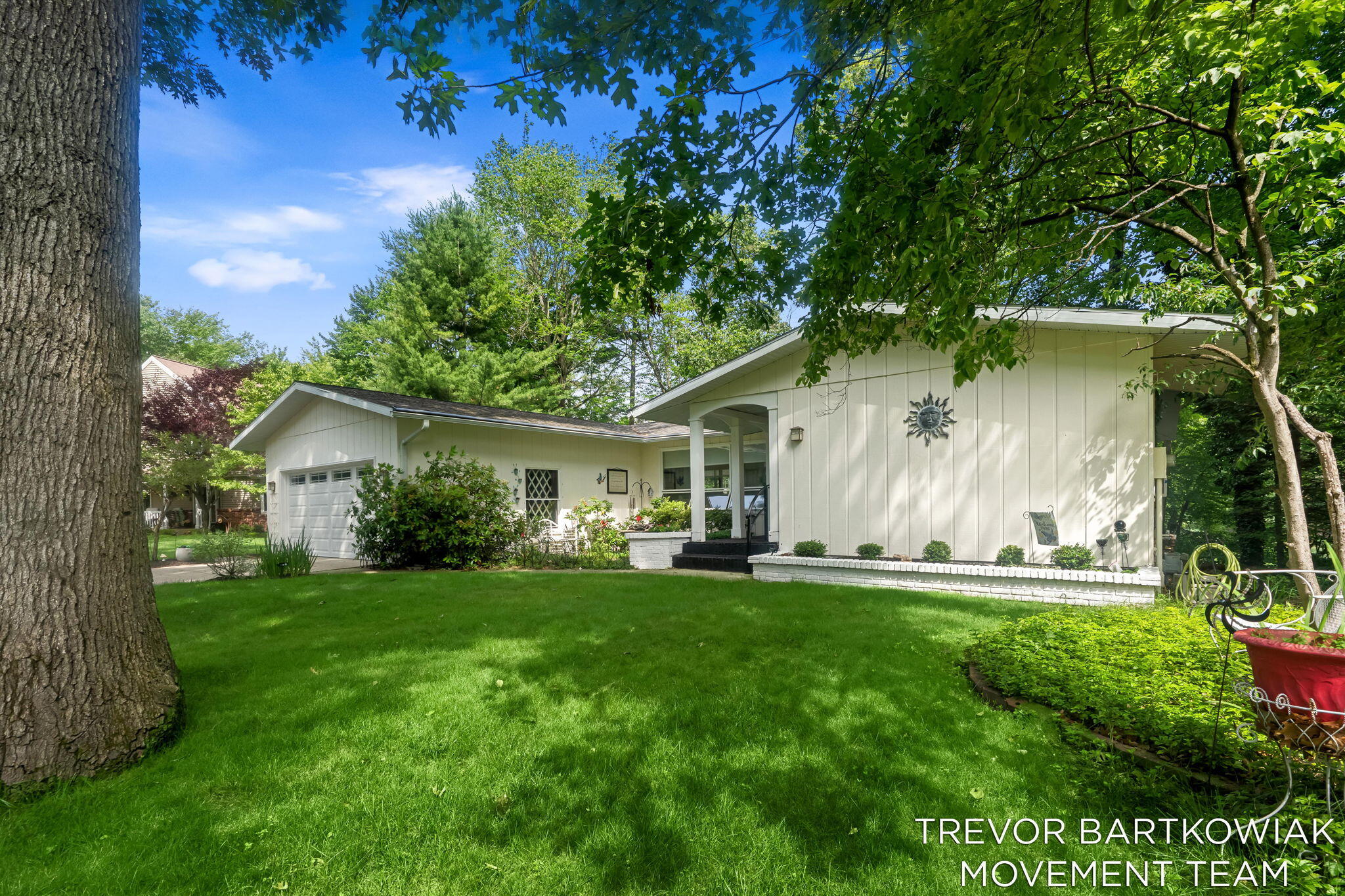 1292 Edinborough Drive Norton Shores MI 49441