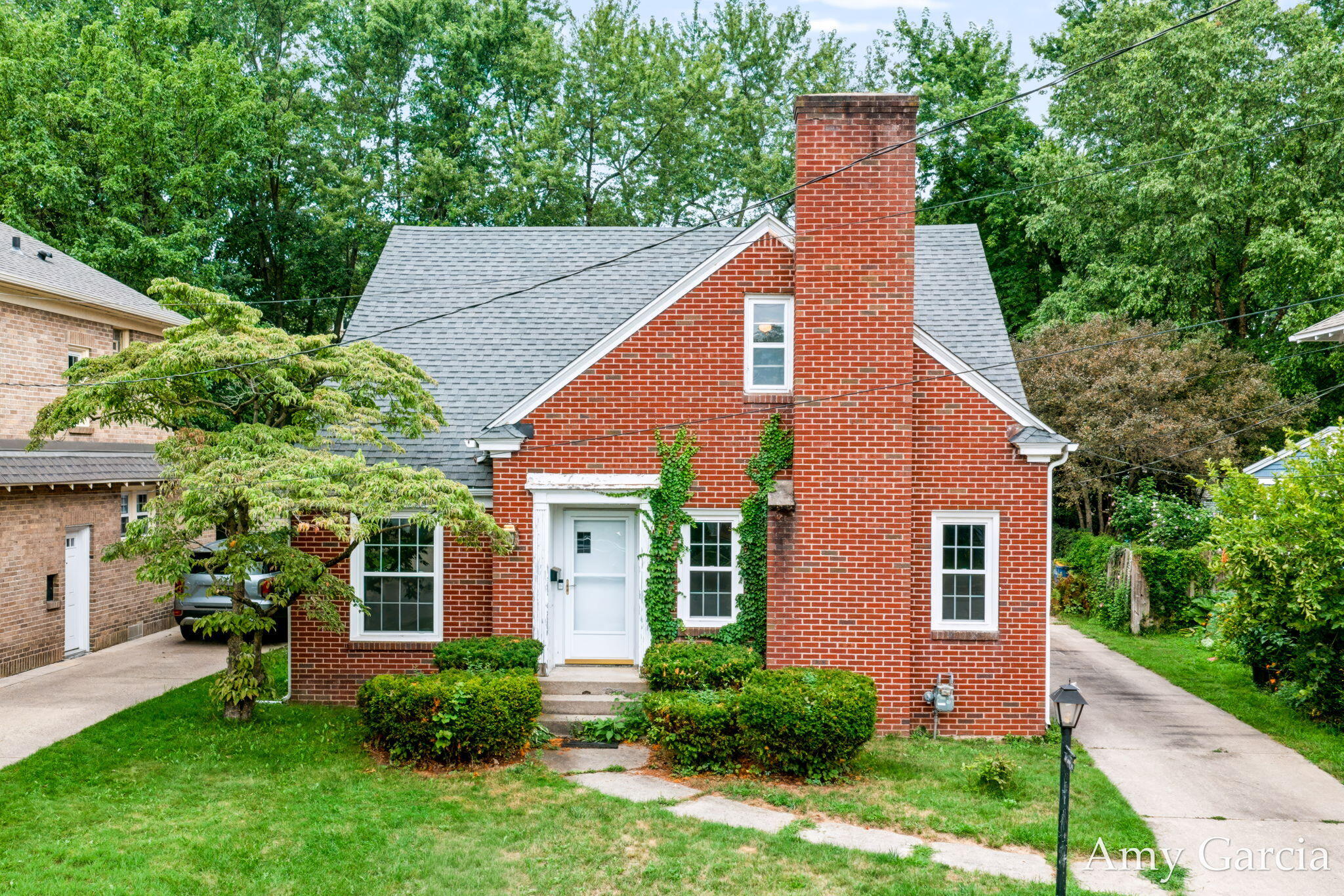 2137 Godwin Avenue SE Grand Rapids MI 49507