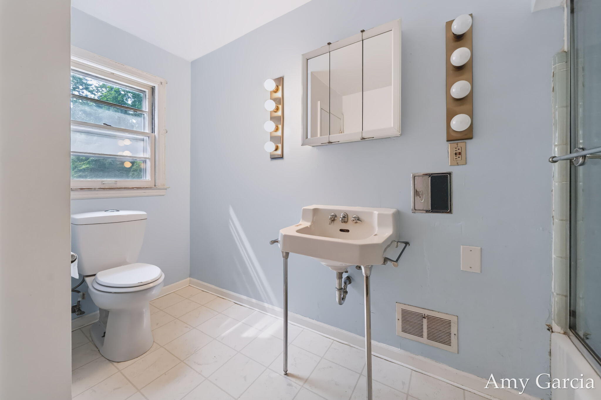 2137 Godwin Avenue SE Grand Rapids MI 49507