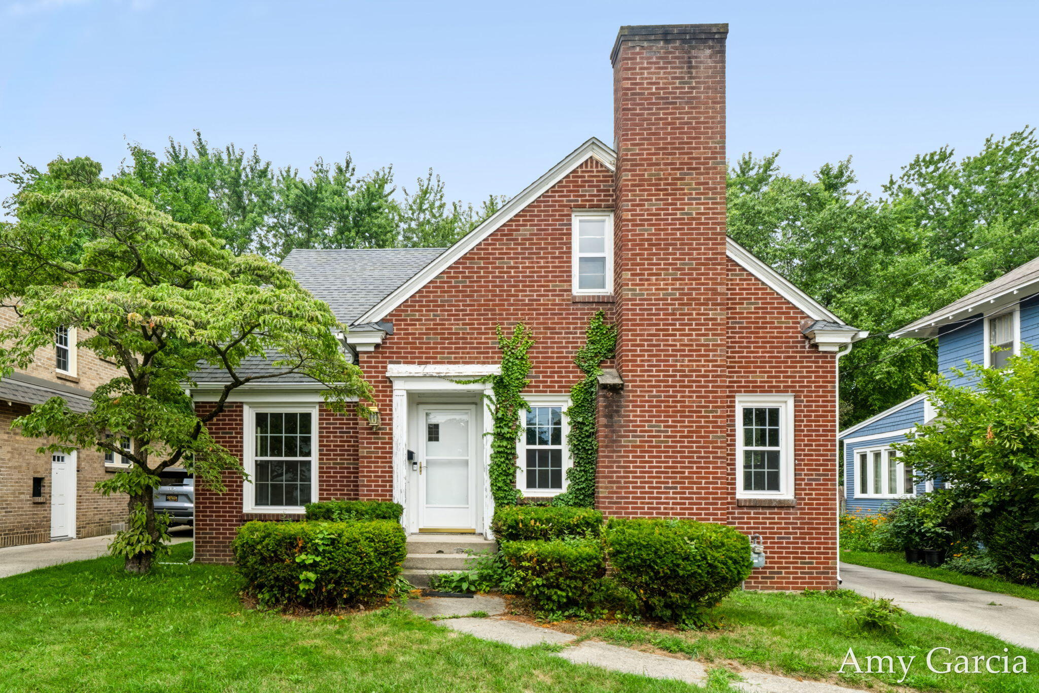 2137 Godwin Avenue SE Grand Rapids MI 49507