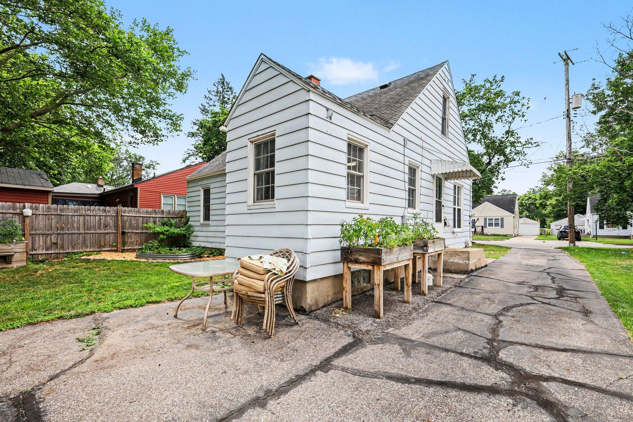 125 Rosemary Street SE Grand Rapids MI 49507
