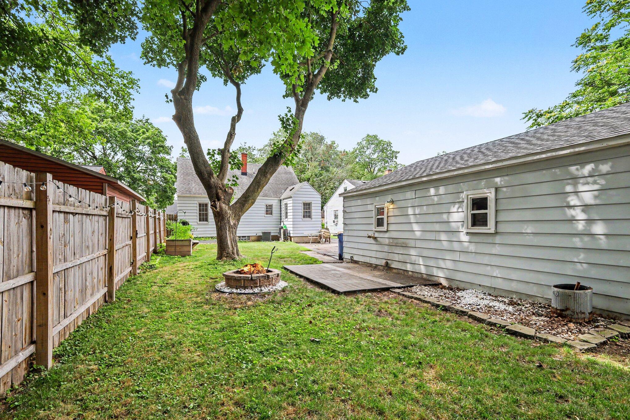 125 Rosemary Street SE Grand Rapids MI 49507