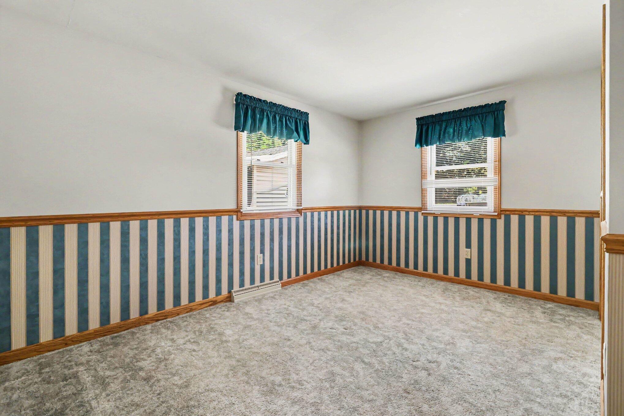 546 S Sherman Street Allegan MI 49010