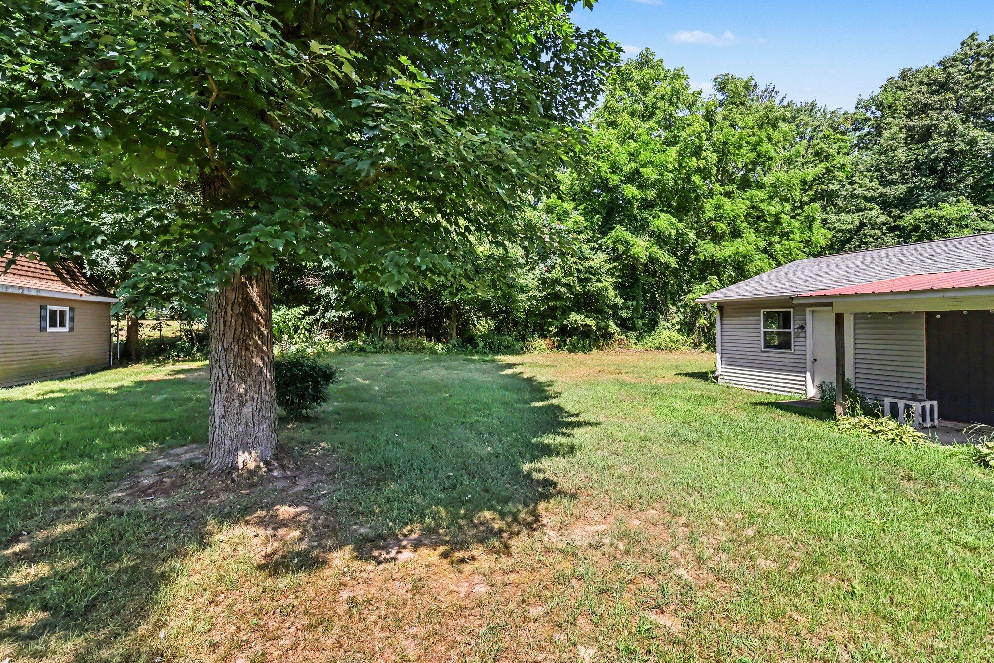 546 S Sherman Street Allegan MI 49010