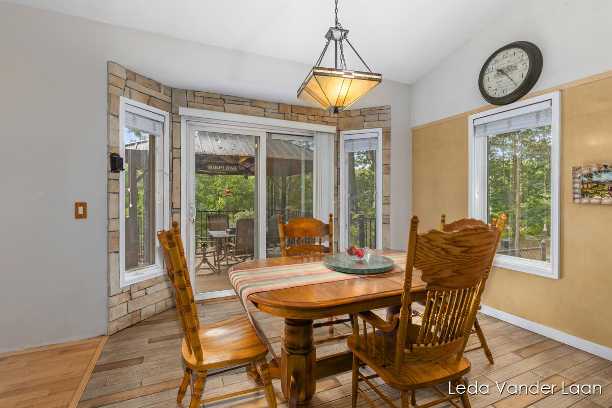 9520 Hidden Bluff Drive NE Rockford MI 49341