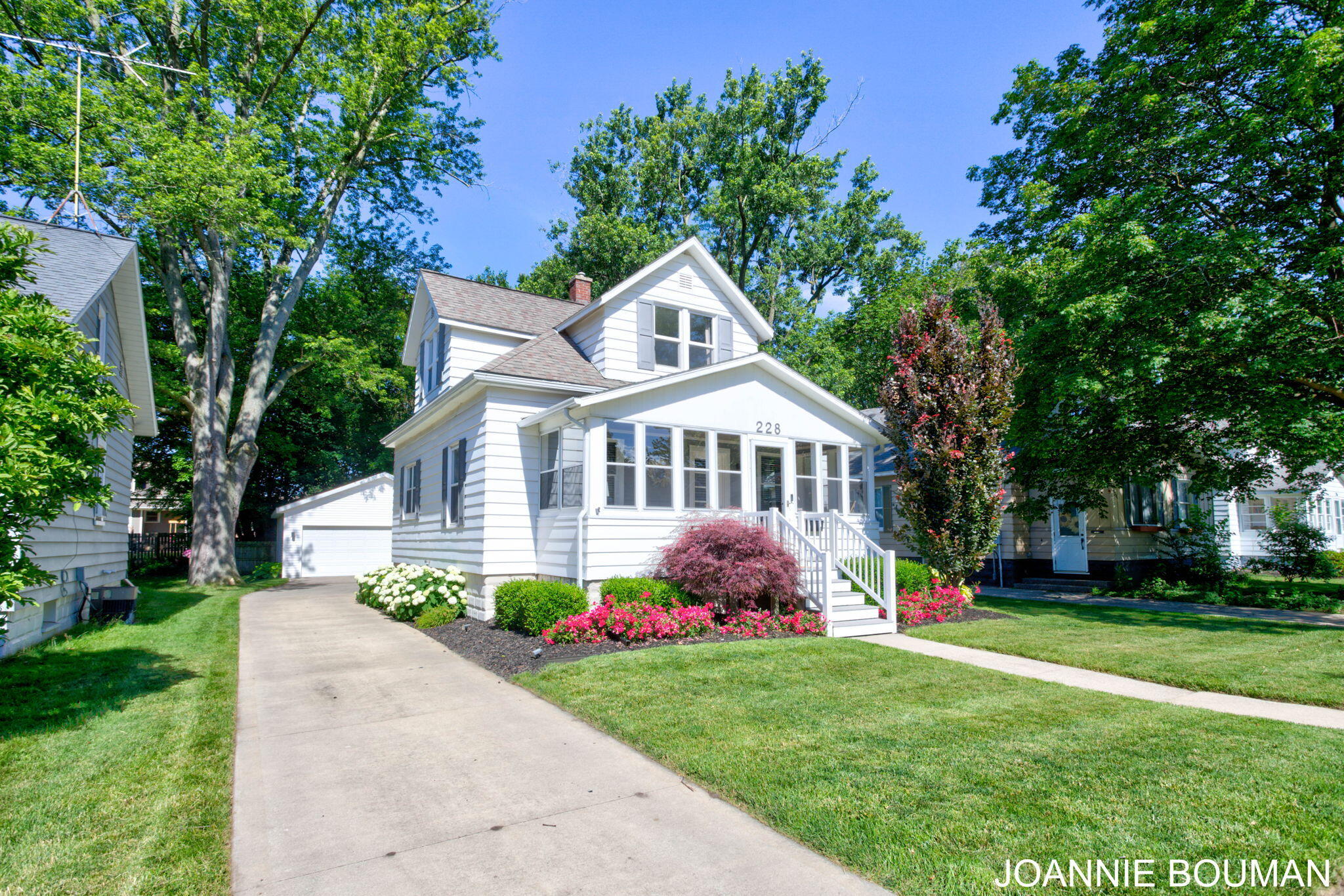 228 N Ottawa Street Zeeland MI 49464