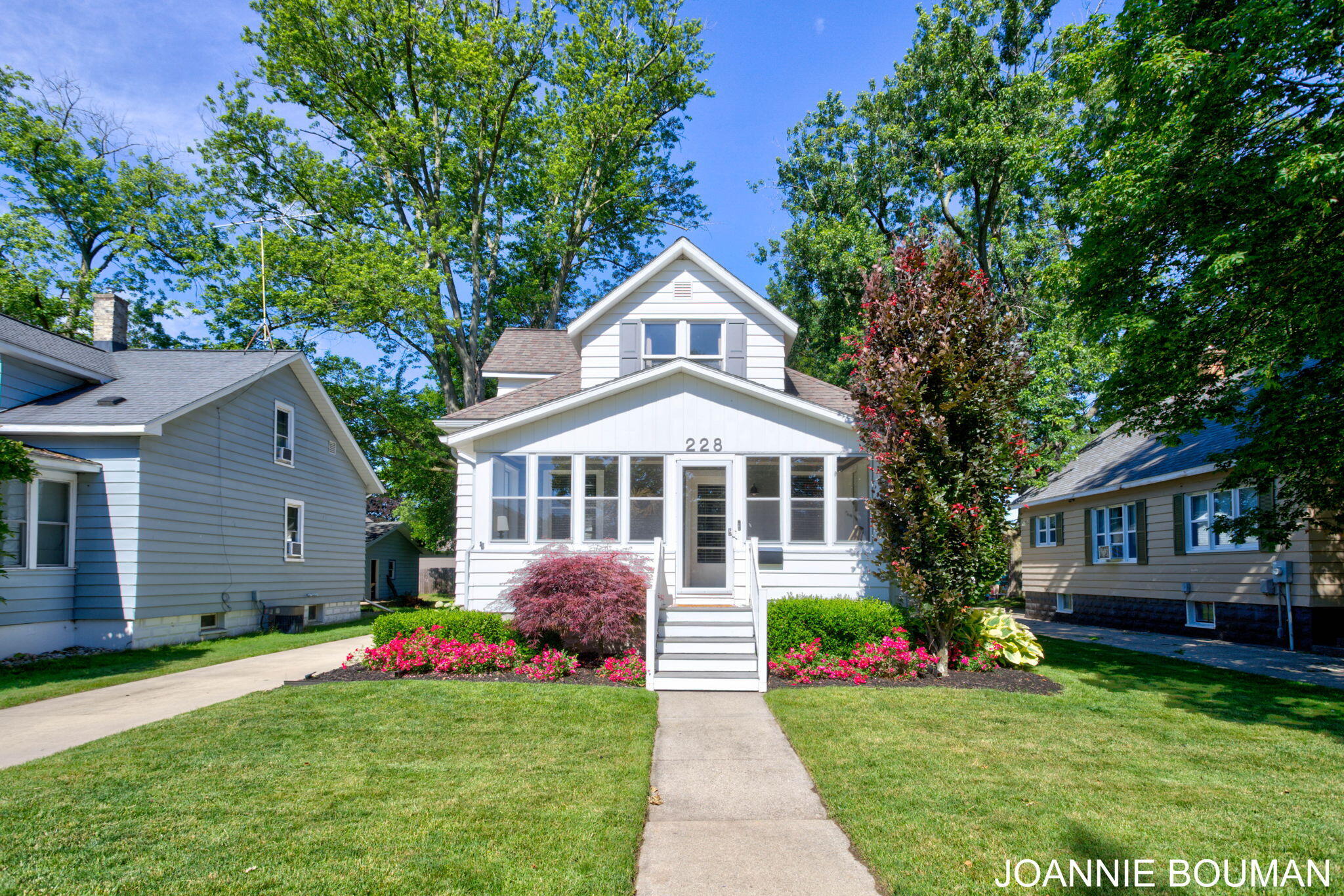 228 N Ottawa Street Zeeland MI 49464