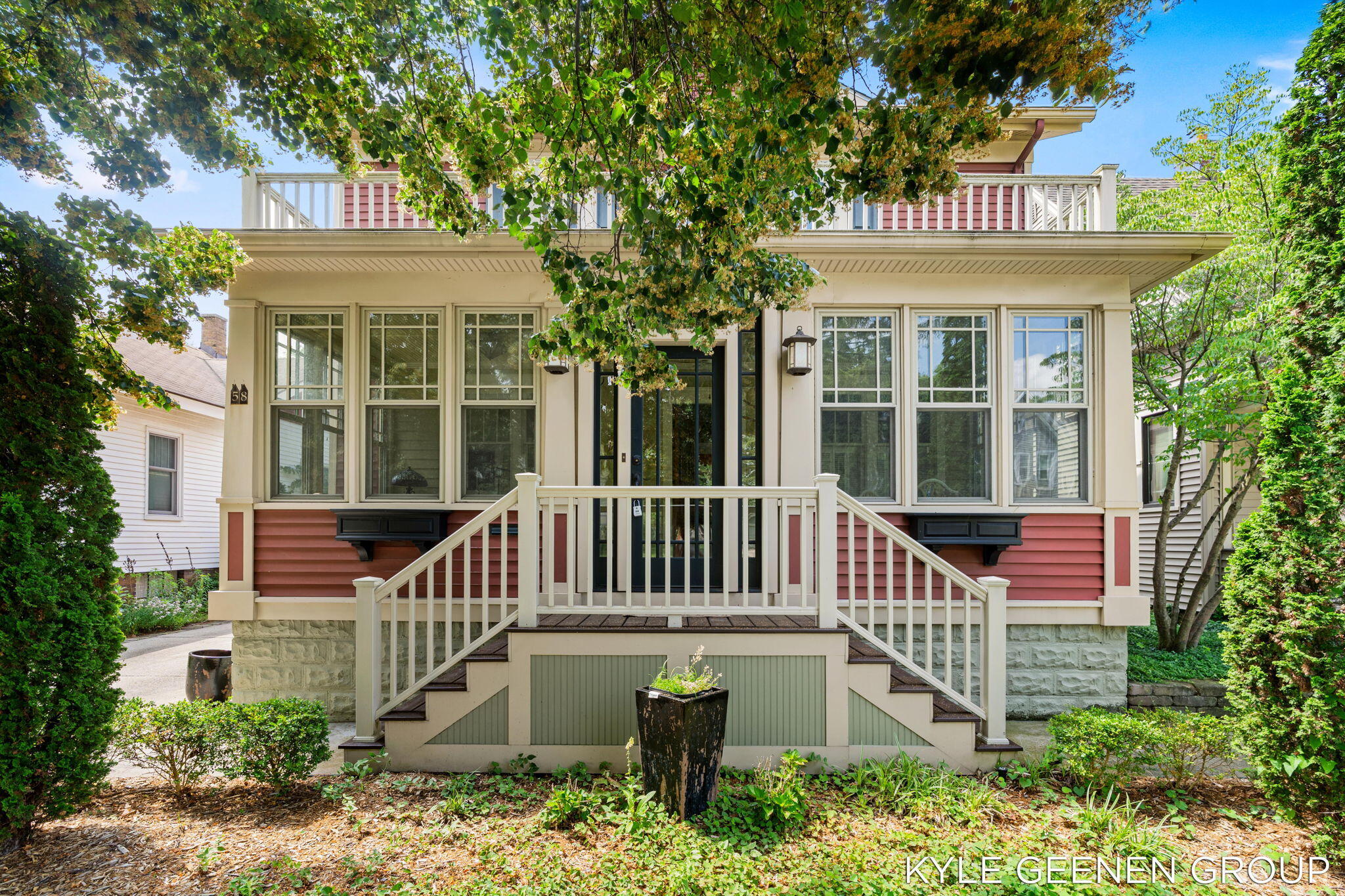 58 E 13th Street Holland MI 49423
