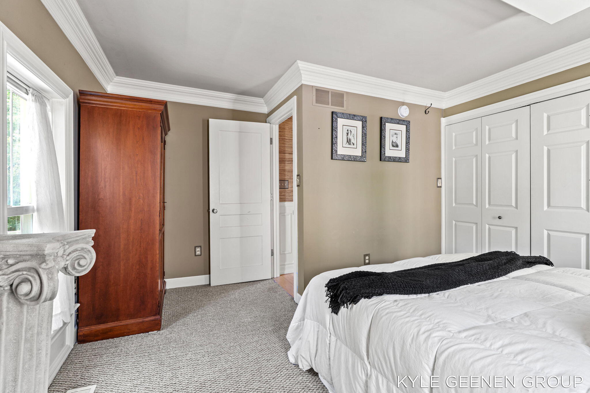 58 E 13th Street Holland MI 49423