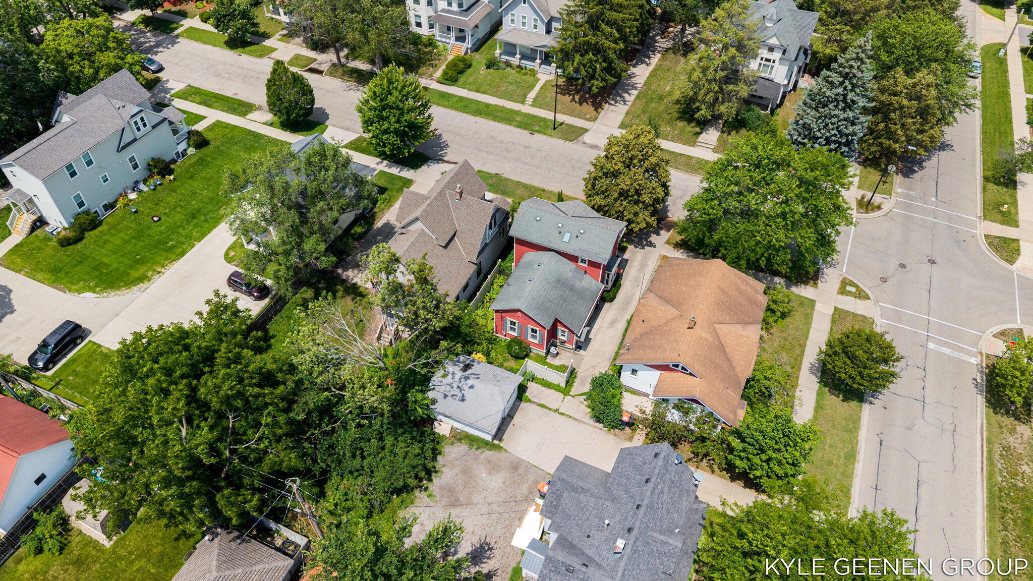 58 E 13th Street Holland MI 49423