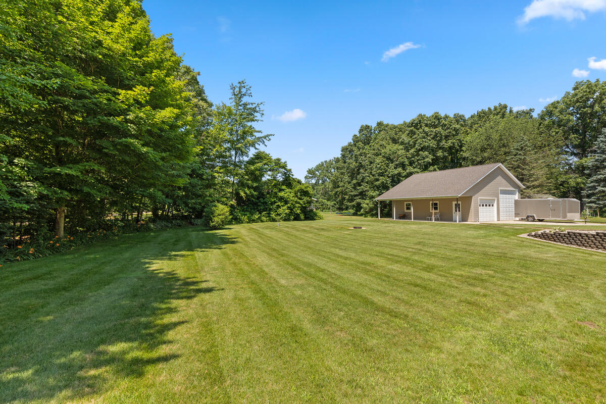 14113 136th Avenue Grand Haven MI 49417