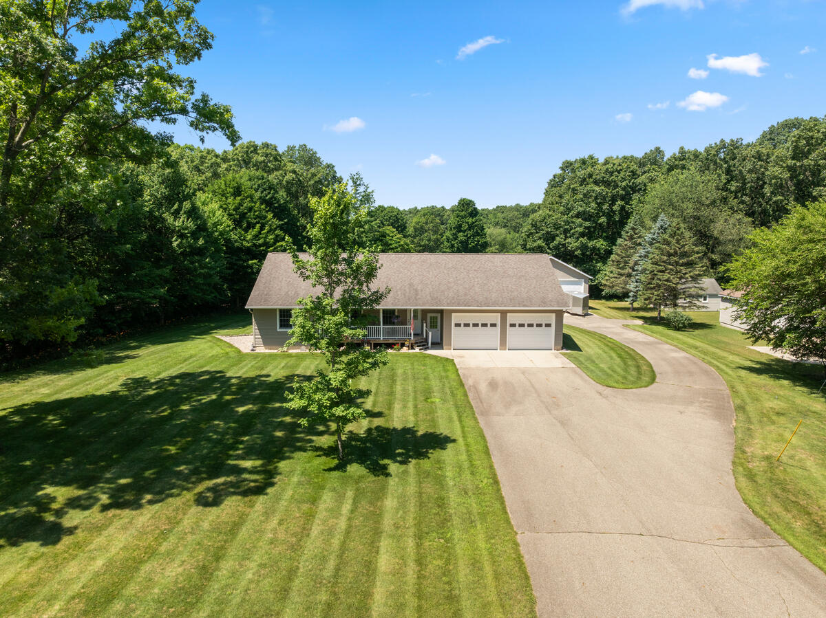 14113 136th Avenue Grand Haven MI 49417
