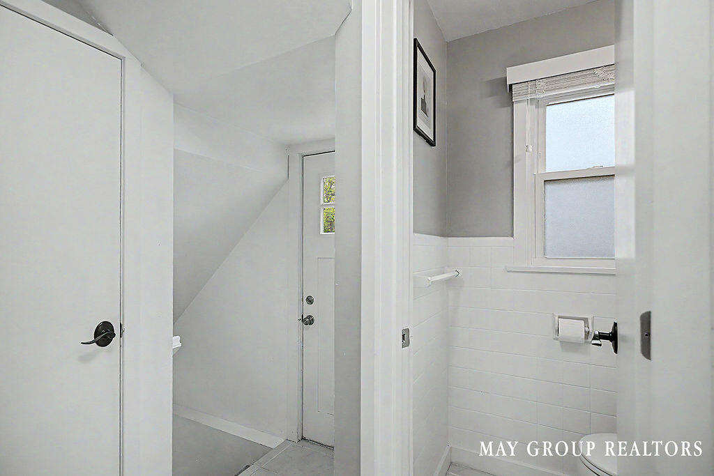347 Spruce Street SE Grand Rapids MI 49507