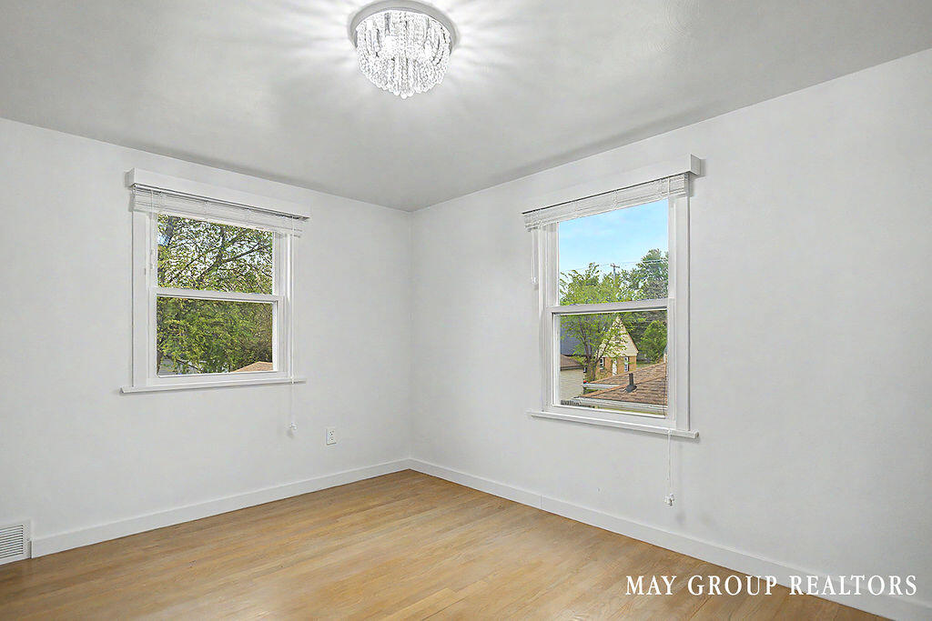 347 Spruce Street SE Grand Rapids MI 49507