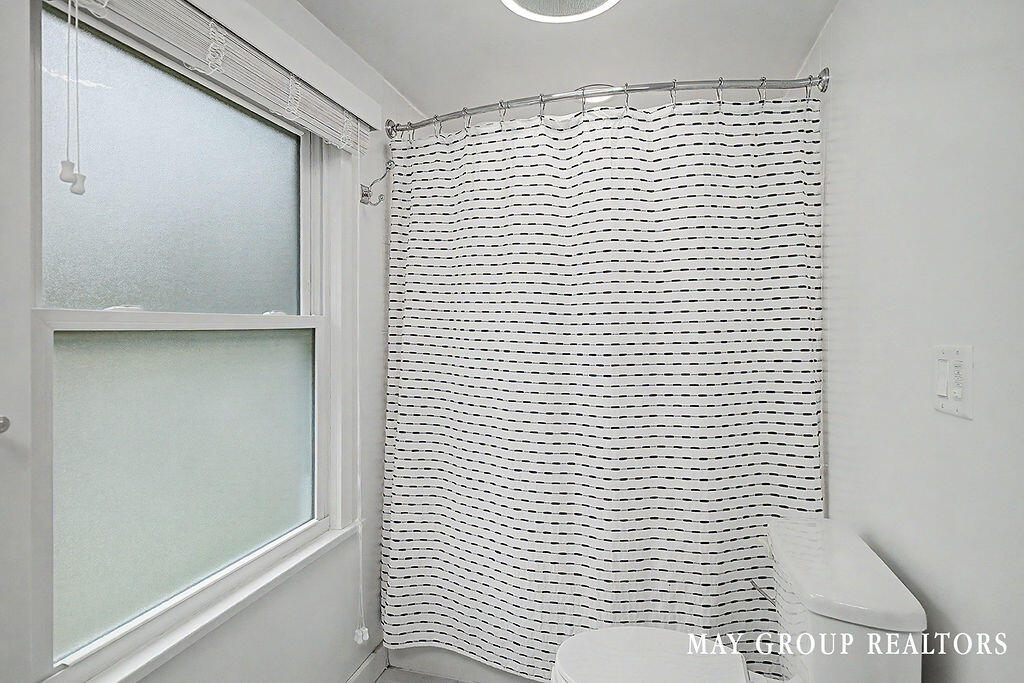 347 Spruce Street SE Grand Rapids MI 49507