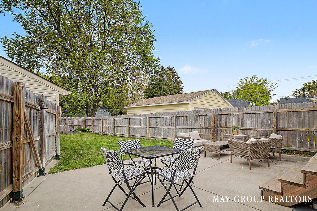 347 Spruce Street SE Grand Rapids MI 49507