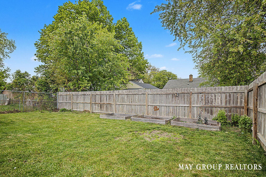 347 Spruce Street SE Grand Rapids MI 49507