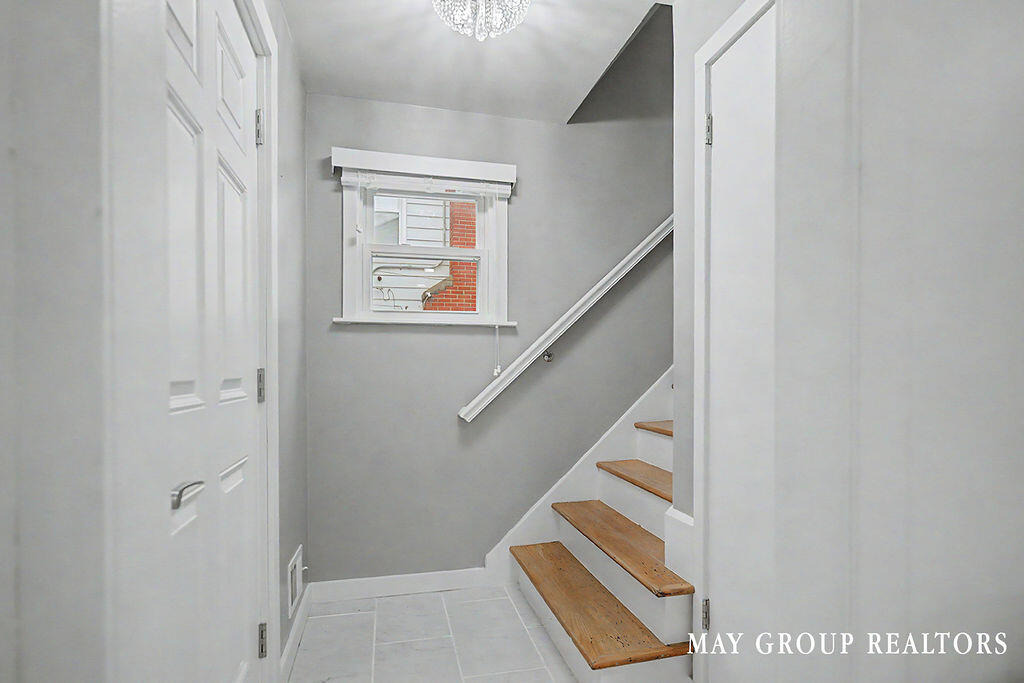 347 Spruce Street SE Grand Rapids MI 49507