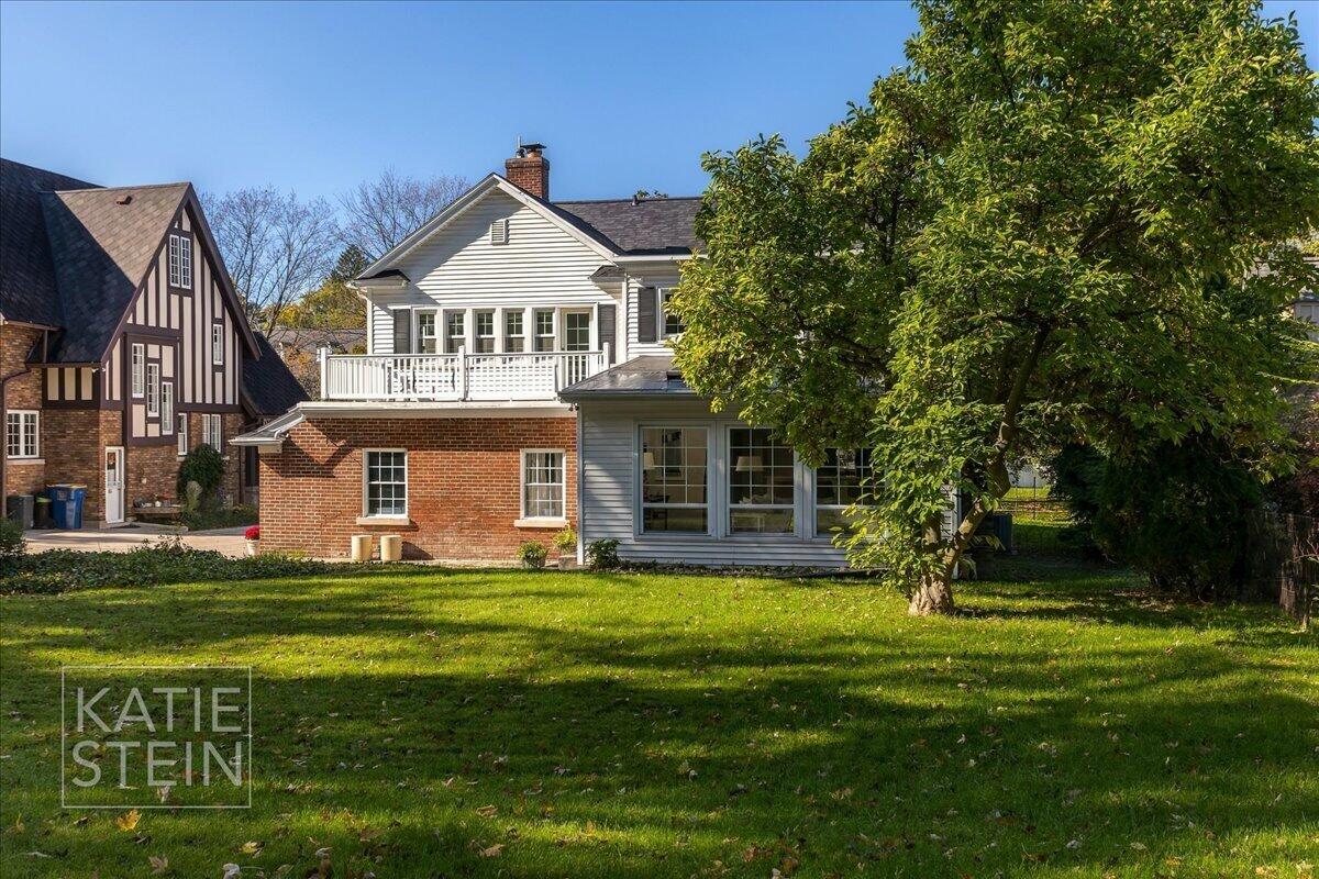 508 Cambridge Boulevard SE East Grand Rapids MI 49506