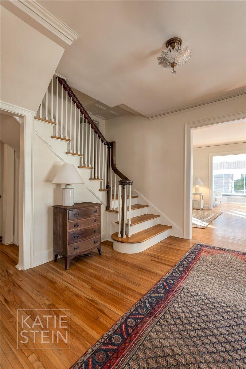 508 Cambridge Boulevard SE East Grand Rapids MI 49506
