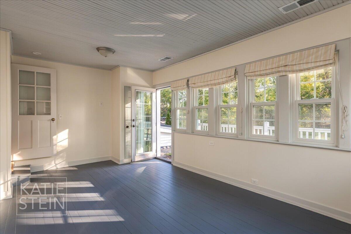 508 Cambridge Boulevard SE East Grand Rapids MI 49506