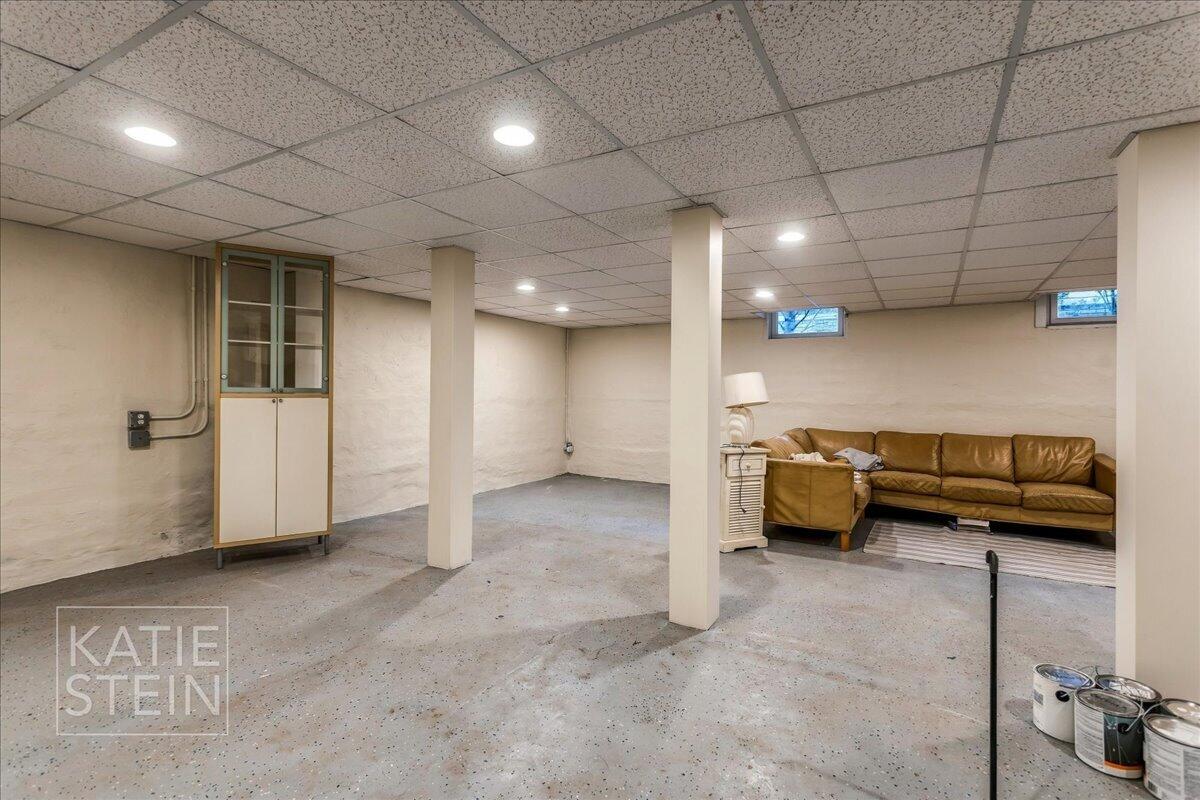 508 Cambridge Boulevard SE East Grand Rapids MI 49506