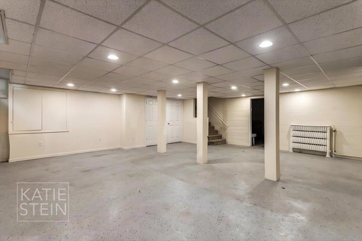 508 Cambridge Boulevard SE East Grand Rapids MI 49506