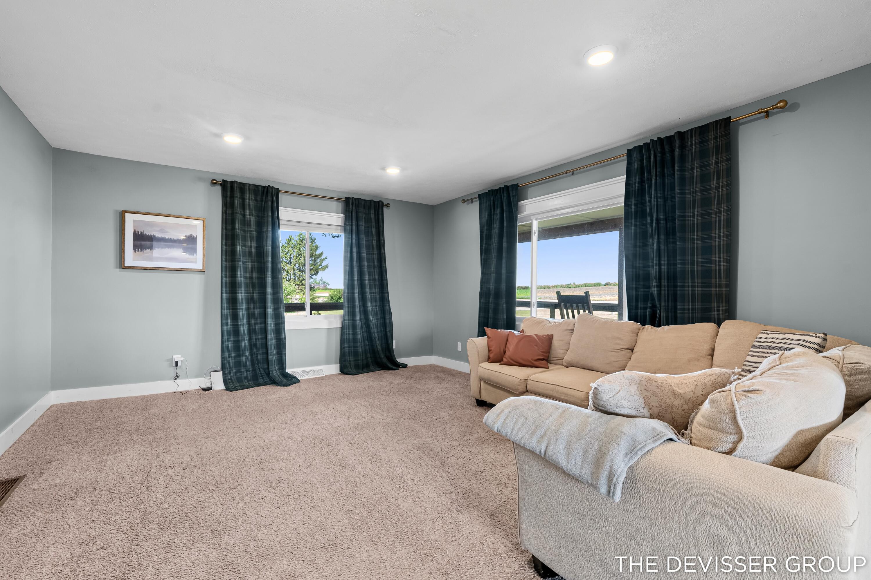 4340 137th Avenue Hamilton MI 49419