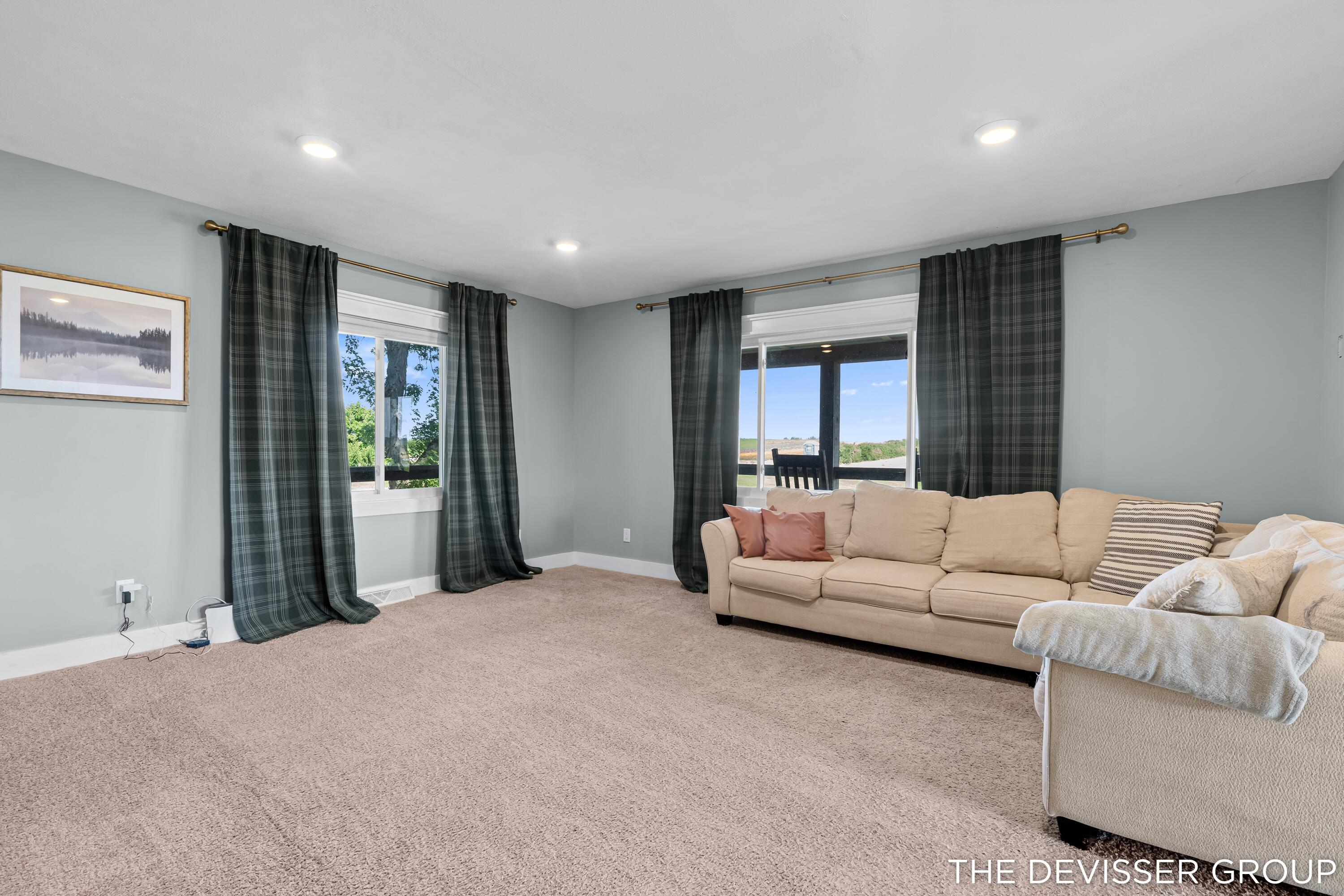 4340 137th Avenue Hamilton MI 49419