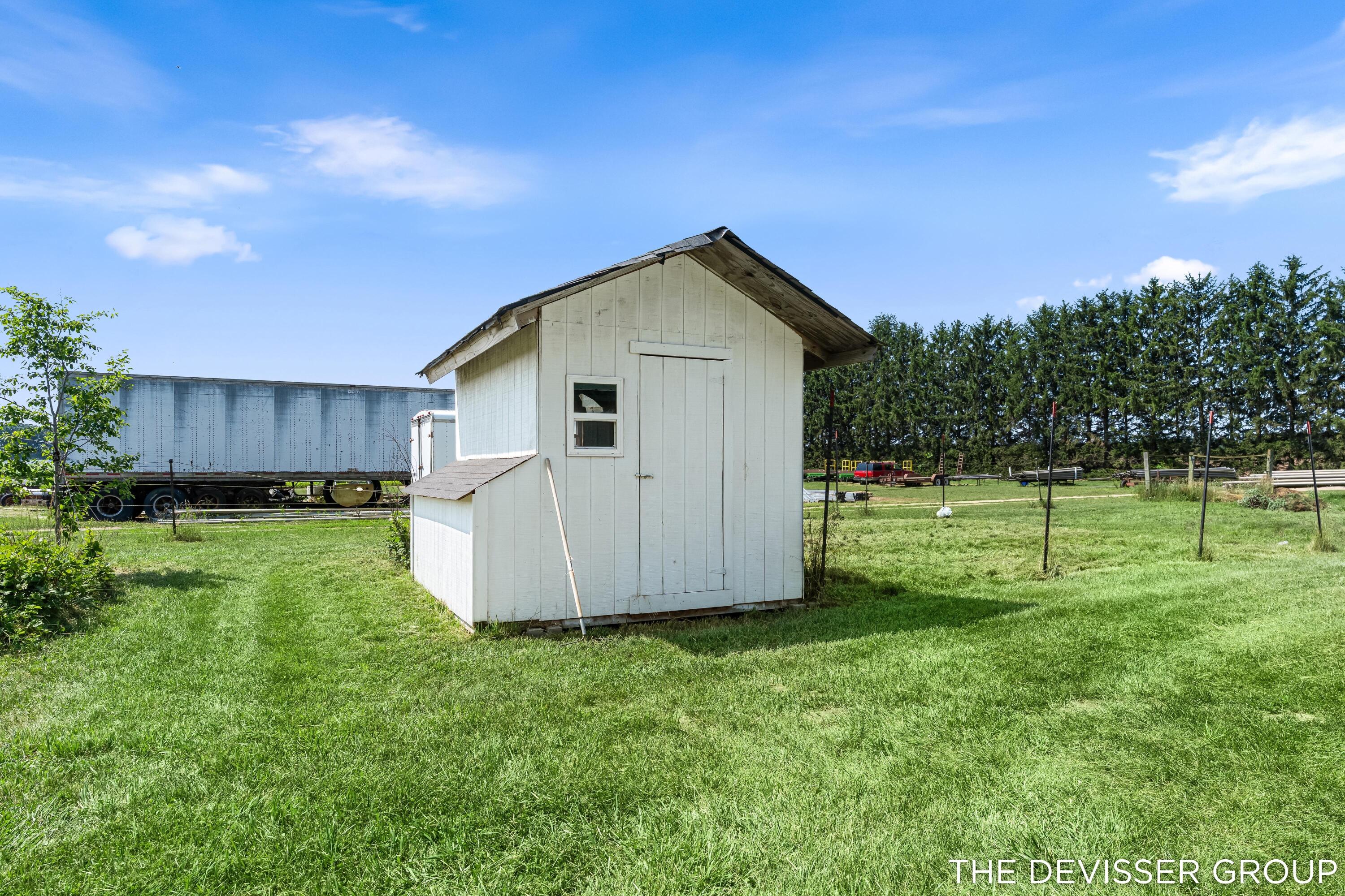 4340 137th Avenue Hamilton MI 49419