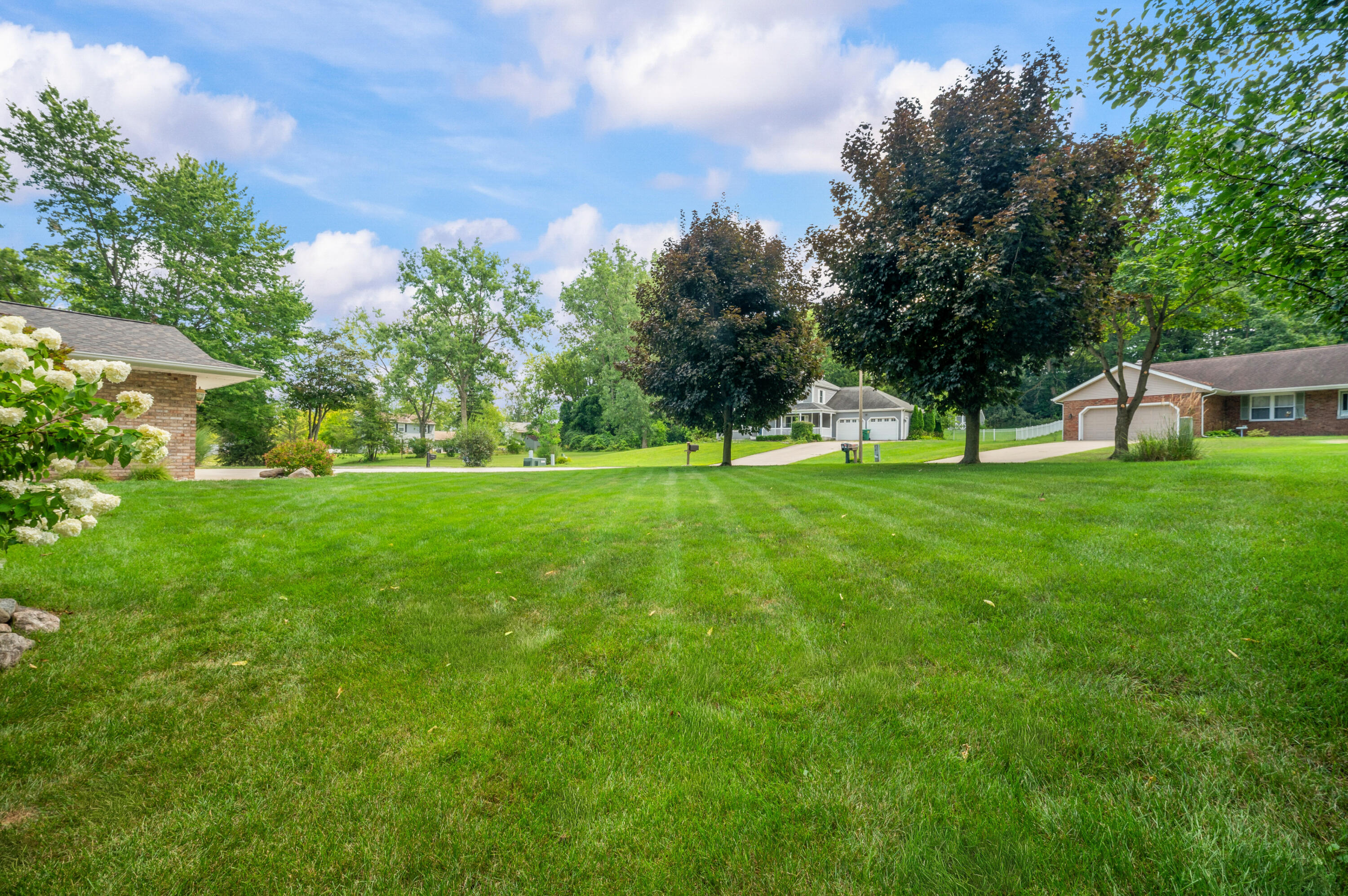 1521 Sioux Trail Niles MI 49120