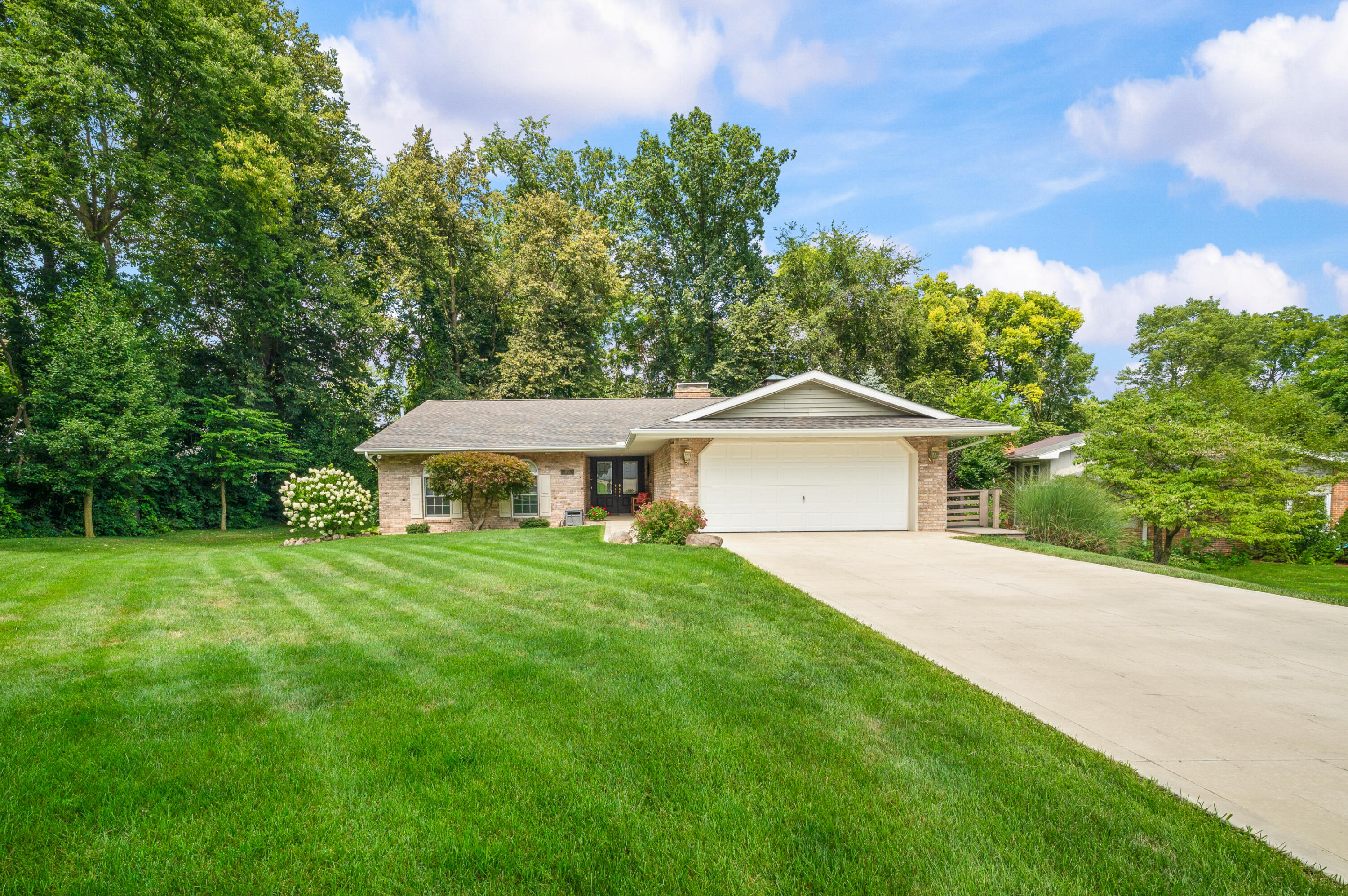 1521 Sioux Trail Niles MI 49120
