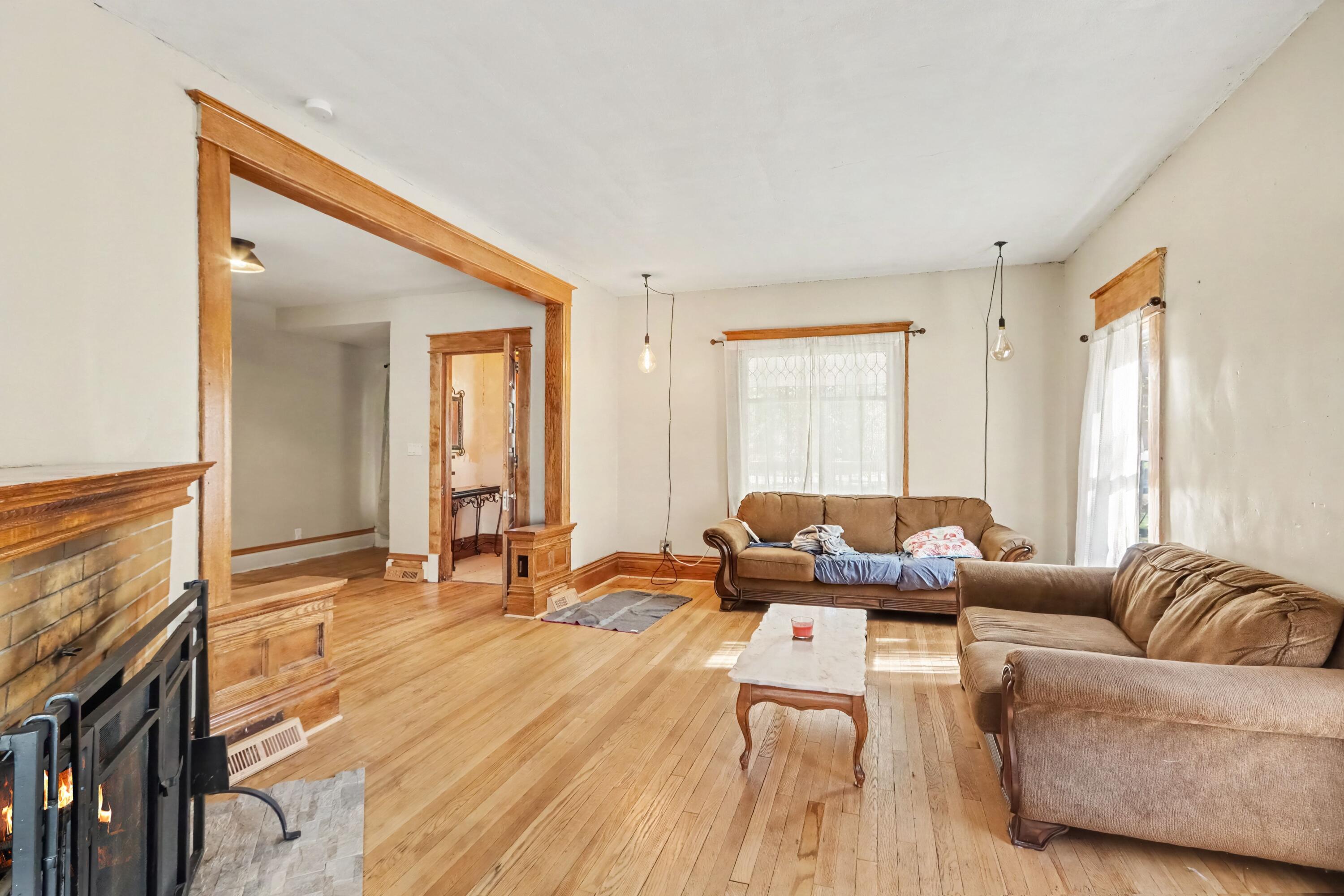 6041 N Riverview Drive Kalamazoo MI 49004