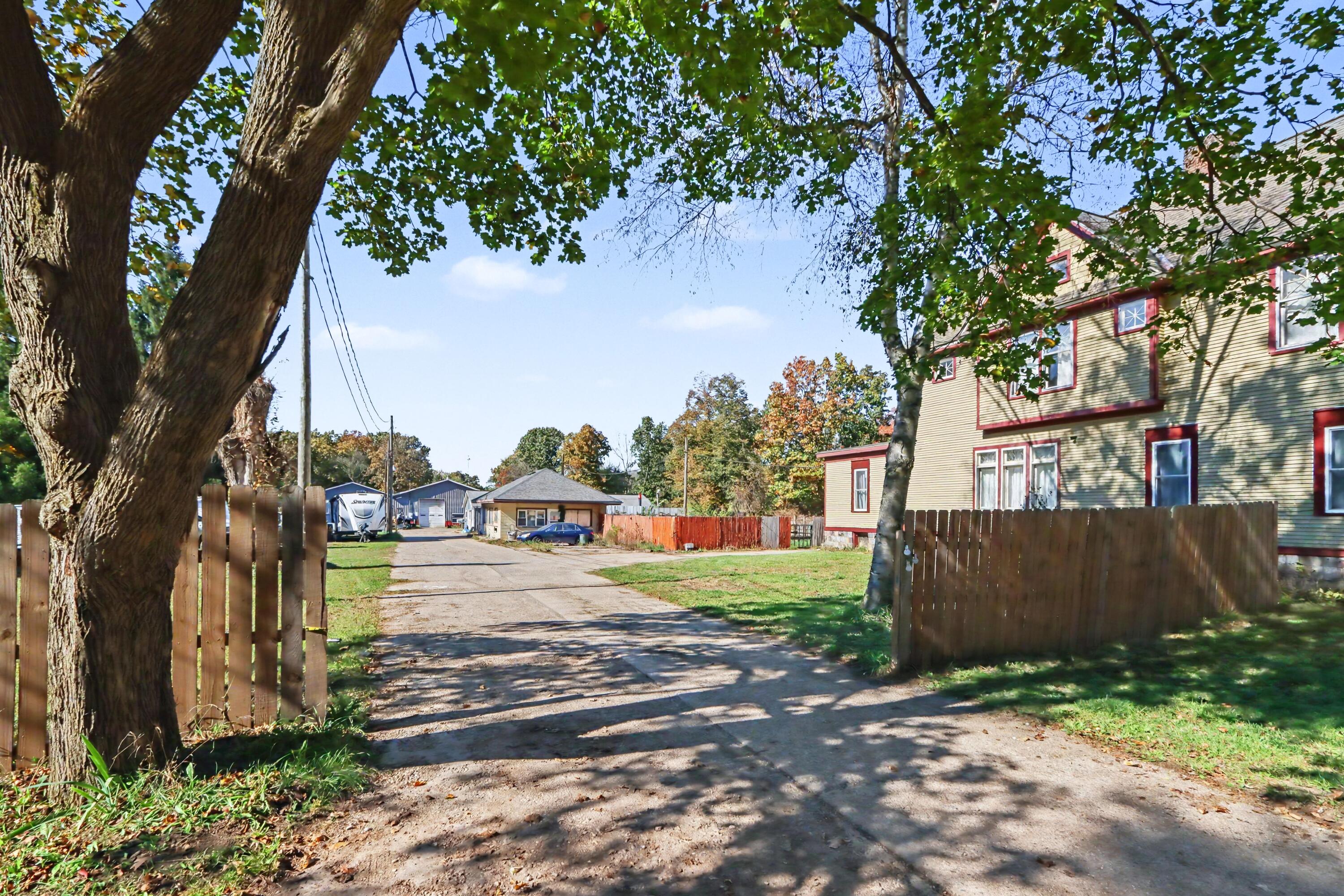 6041 N Riverview Drive Kalamazoo MI 49004