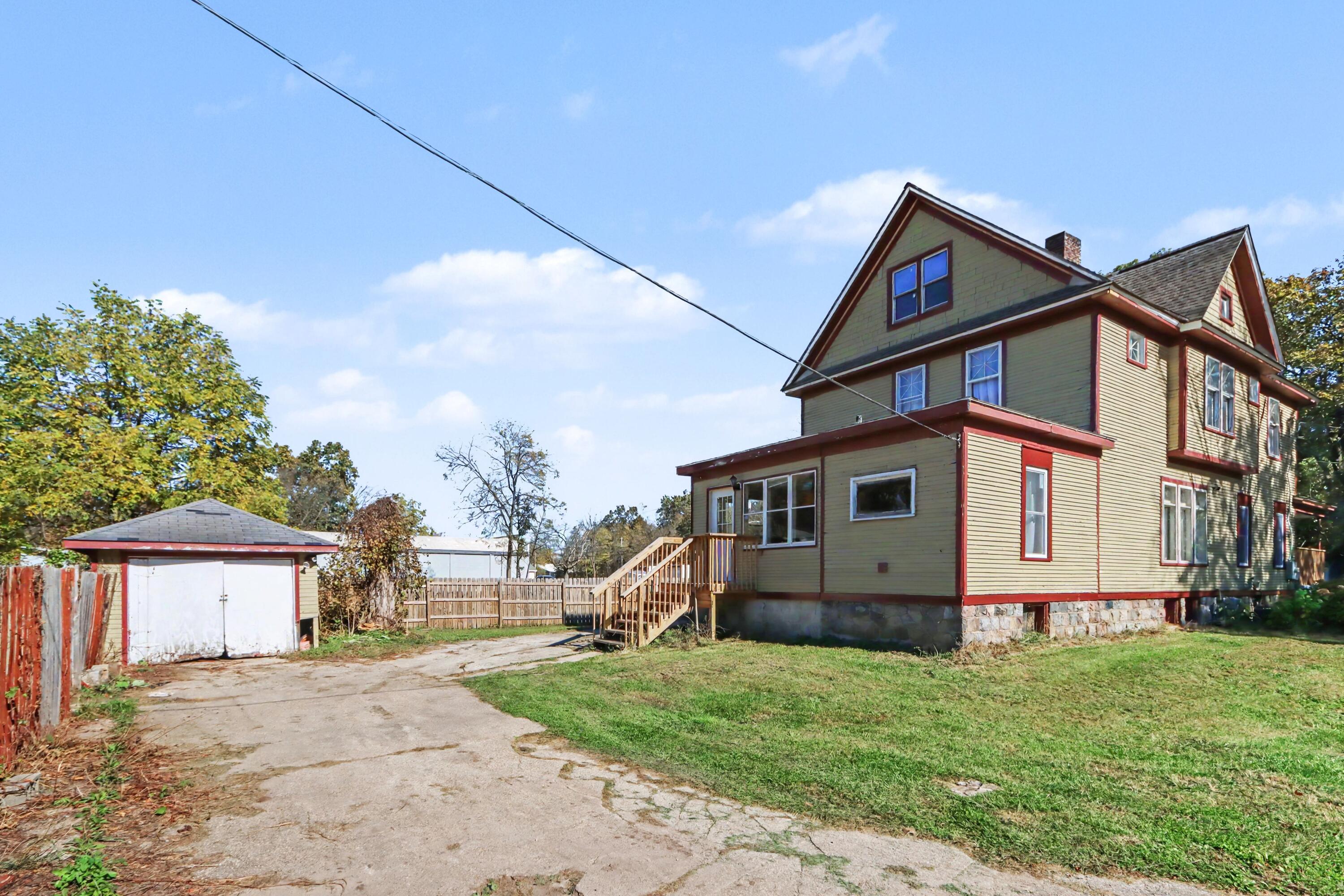 6041 N Riverview Drive Kalamazoo MI 49004
