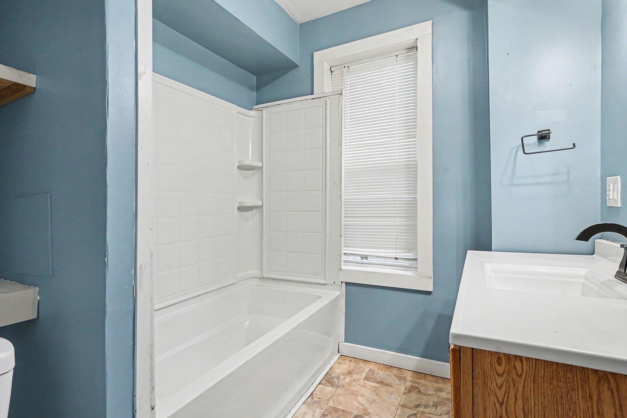 3013 Leahy Street Muskegon MI 49444