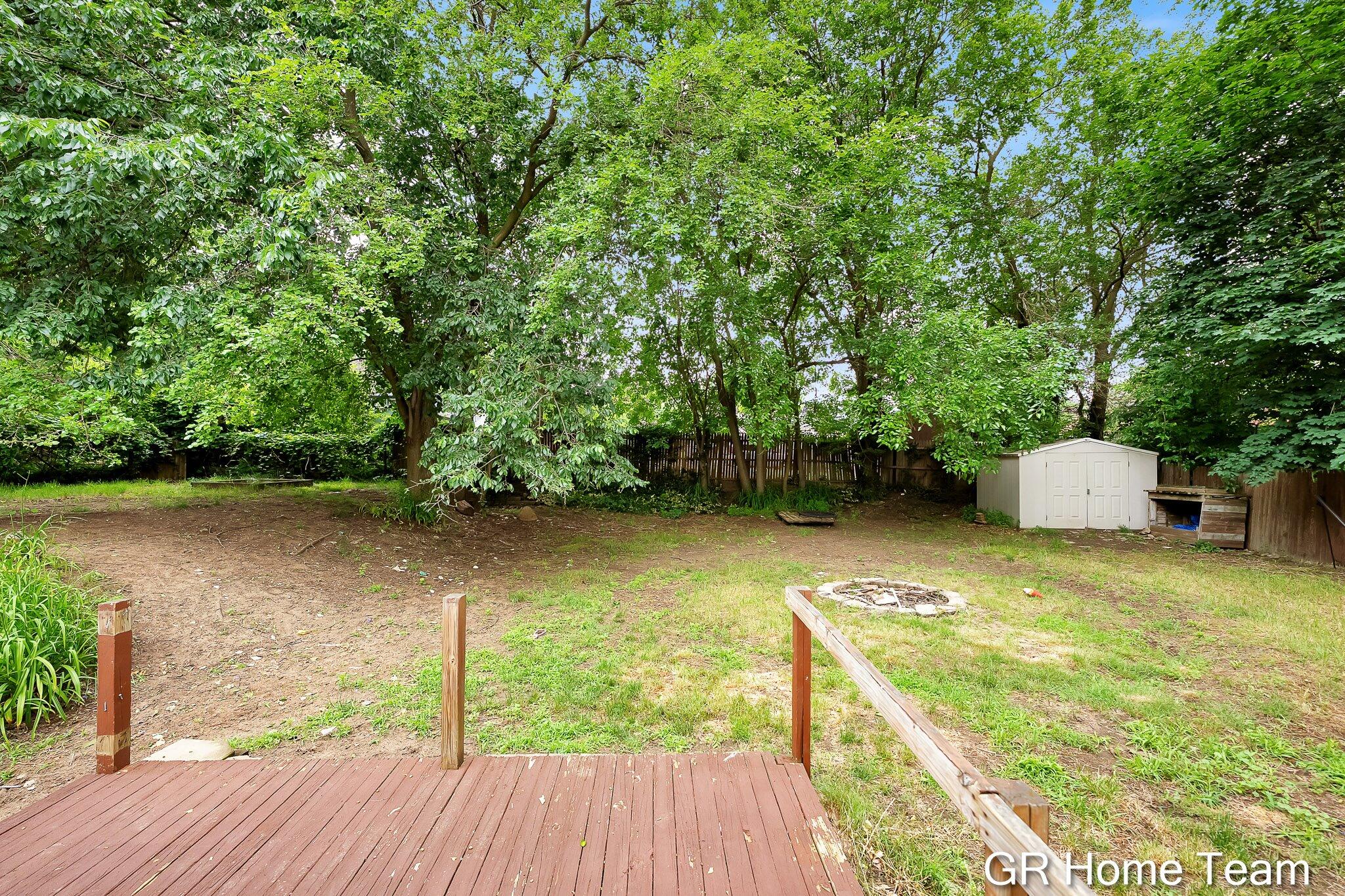 1605 Preston Avenue NW Grand Rapids MI 49504
