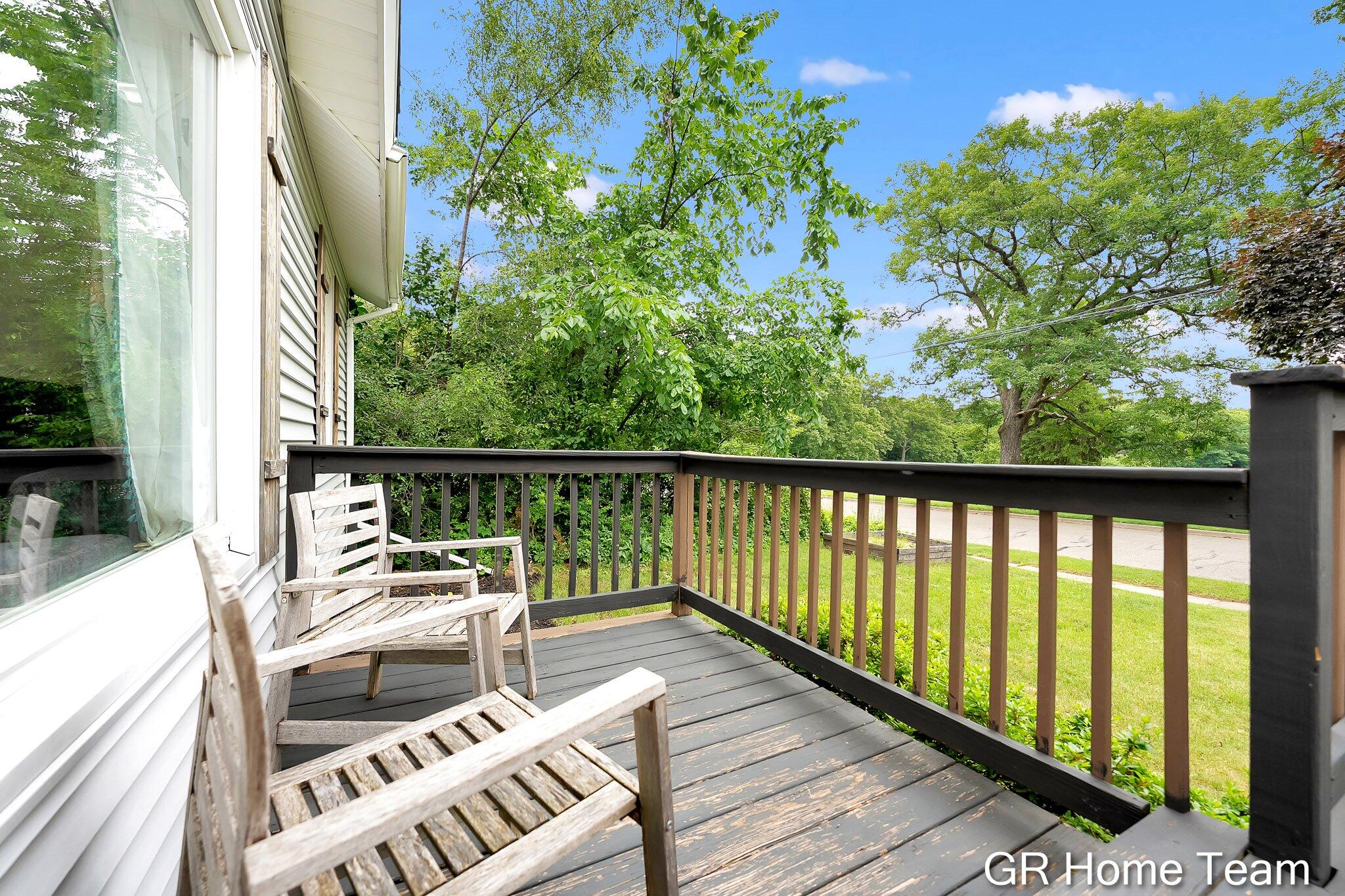 1605 Preston Avenue NW Grand Rapids MI 49504