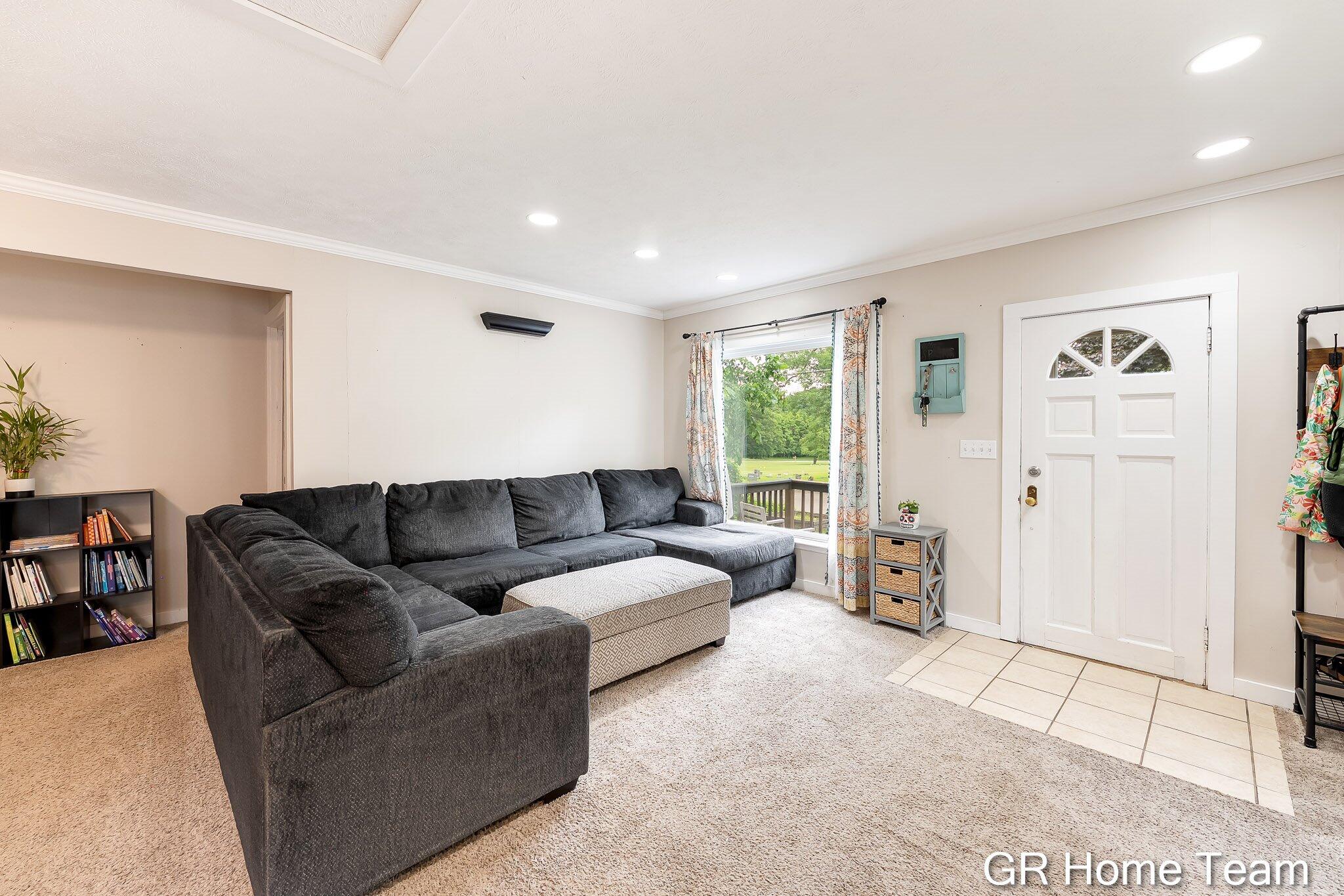 1605 Preston Avenue NW Grand Rapids MI 49504