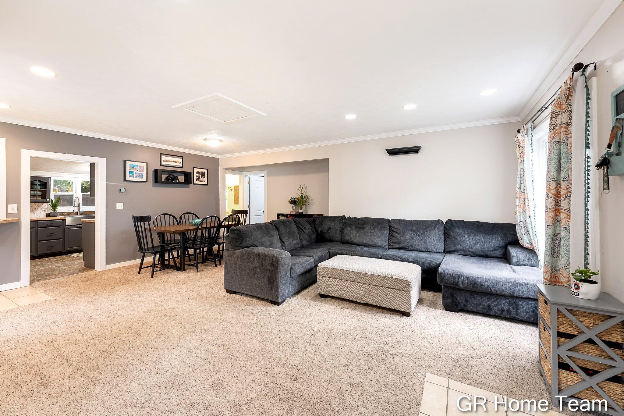 1605 Preston Avenue NW Grand Rapids MI 49504