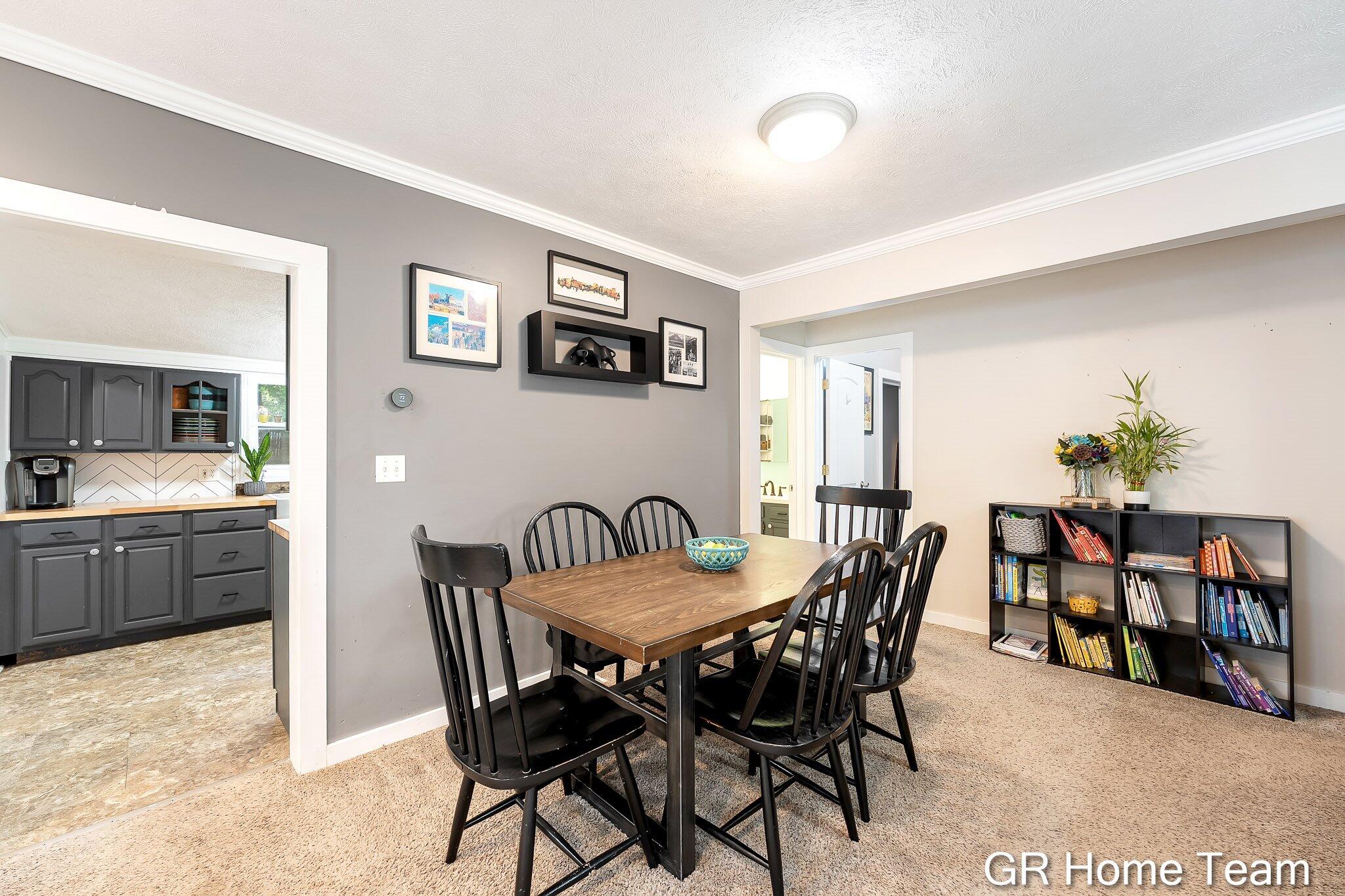1605 Preston Avenue NW Grand Rapids MI 49504