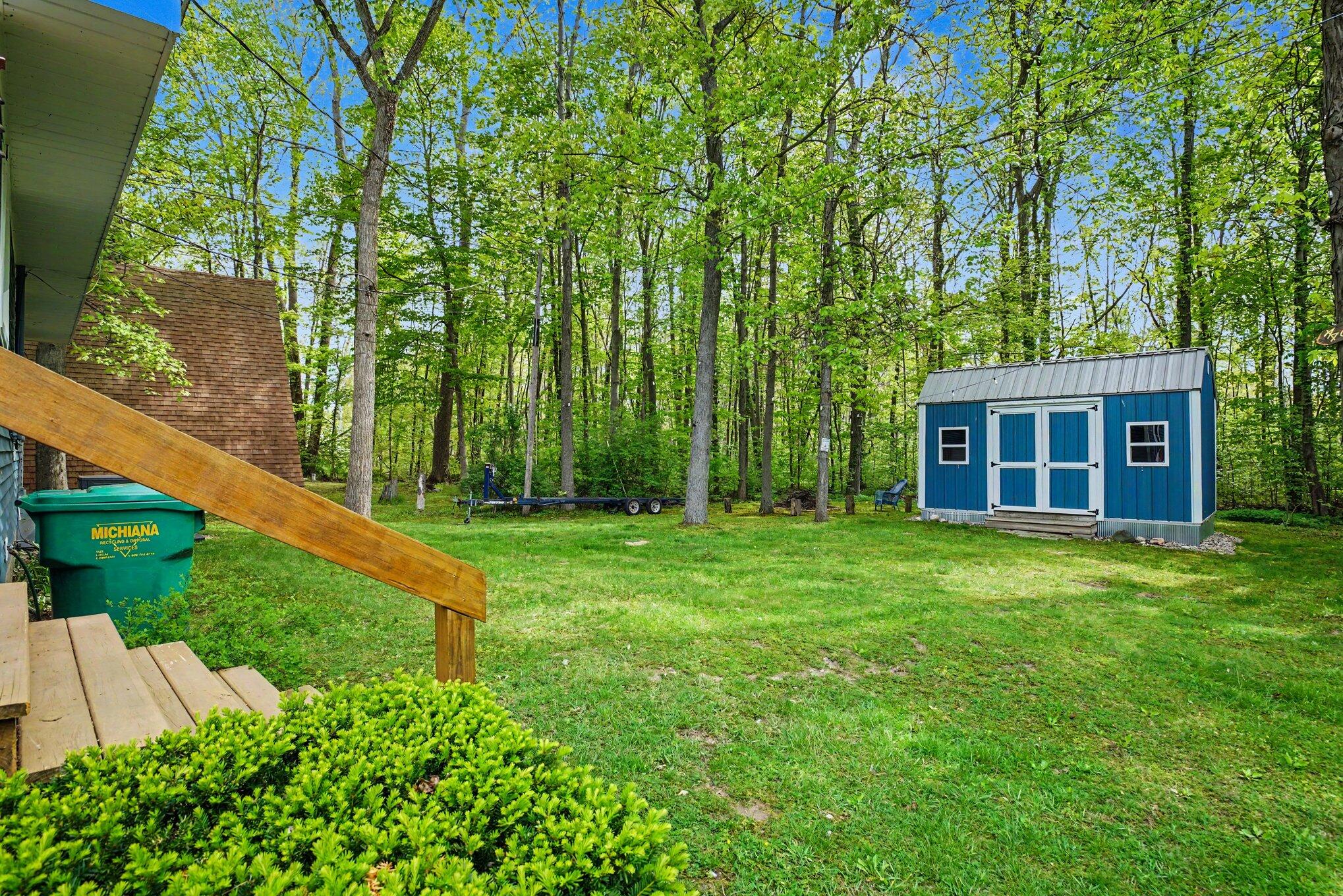 50085 E Lake Shore Drive Dowagiac MI 49047