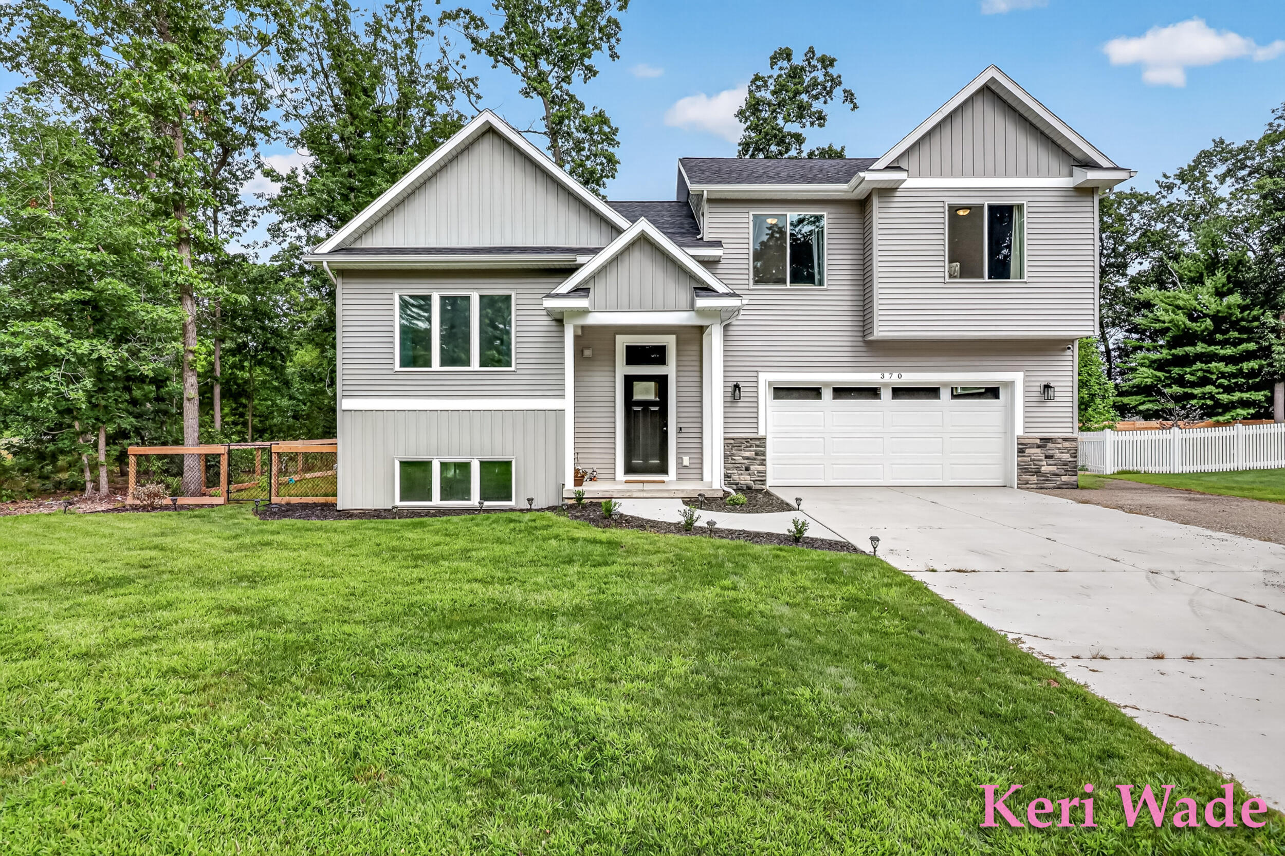 370 Chopin Drive Muskegon MI 49442