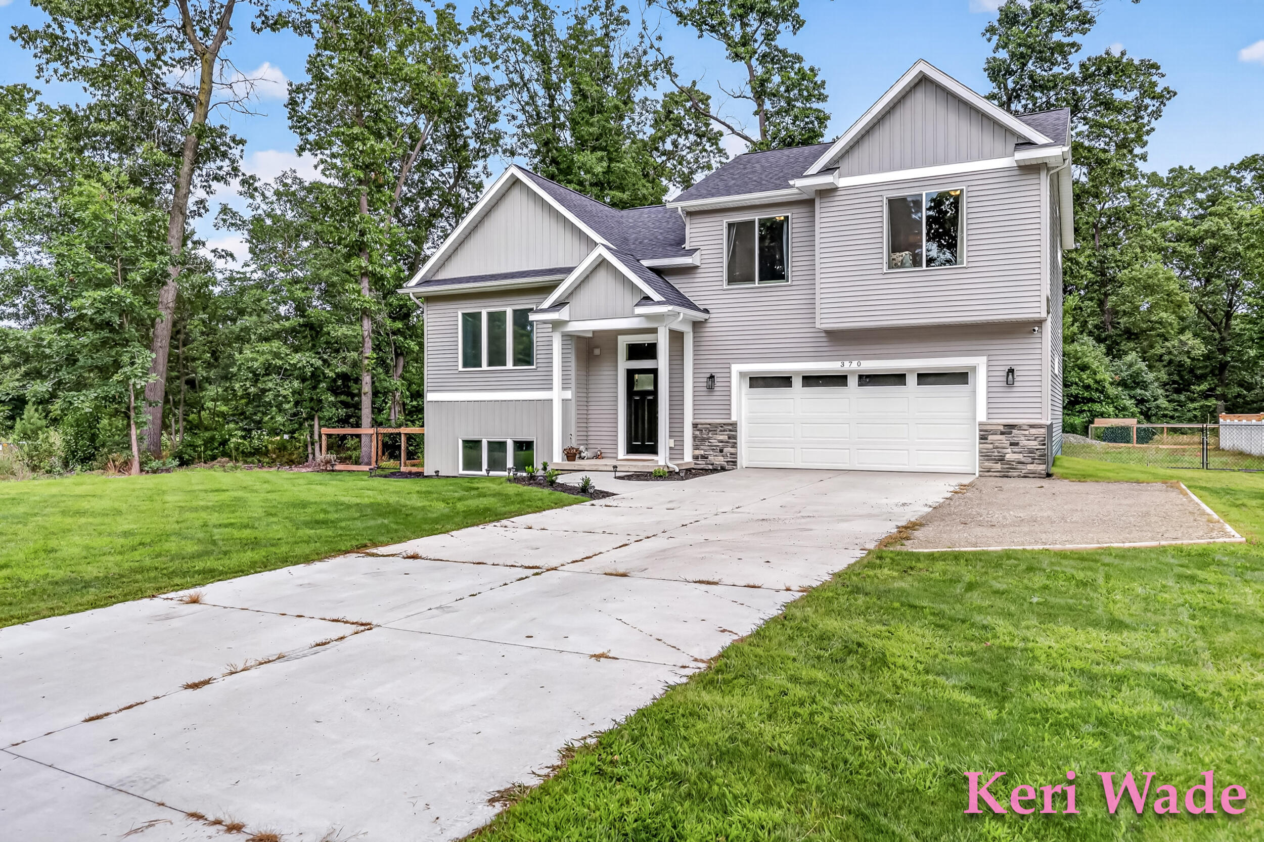 370 Chopin Drive Muskegon MI 49442