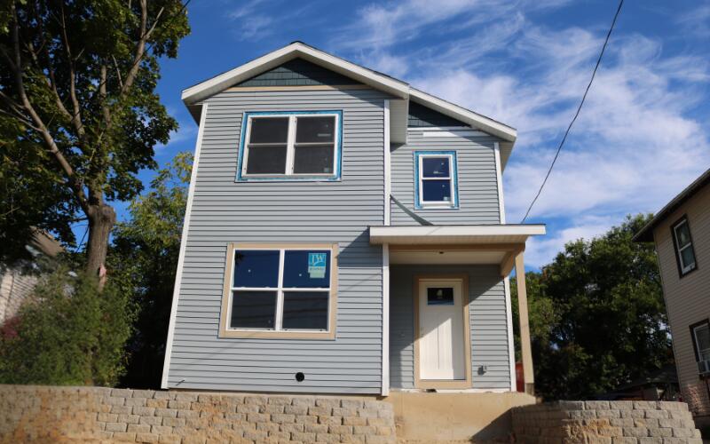 125 Hall Street SW Grand Rapids MI 49507