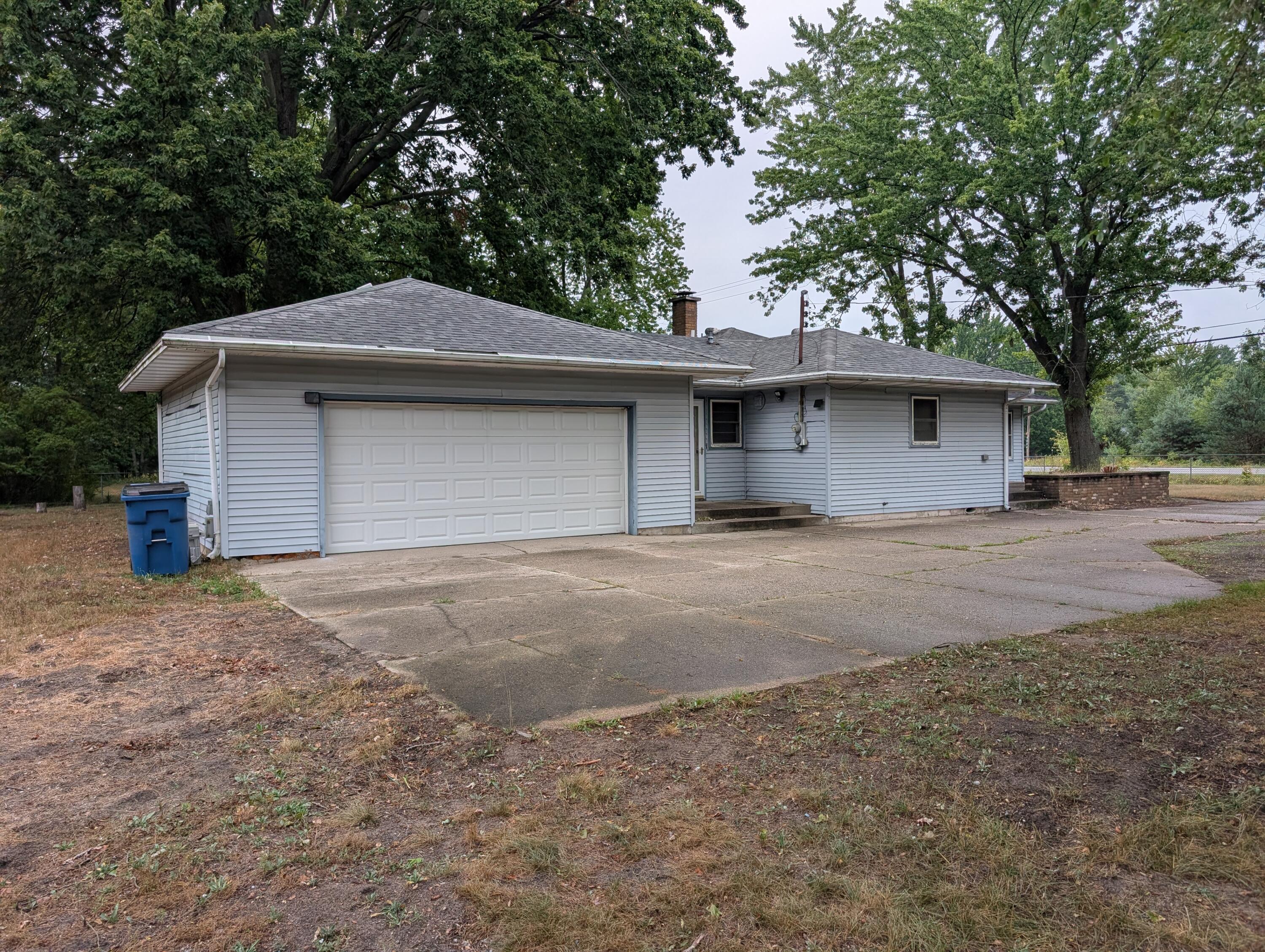 4045 S Dangl Road Muskegon MI 49444