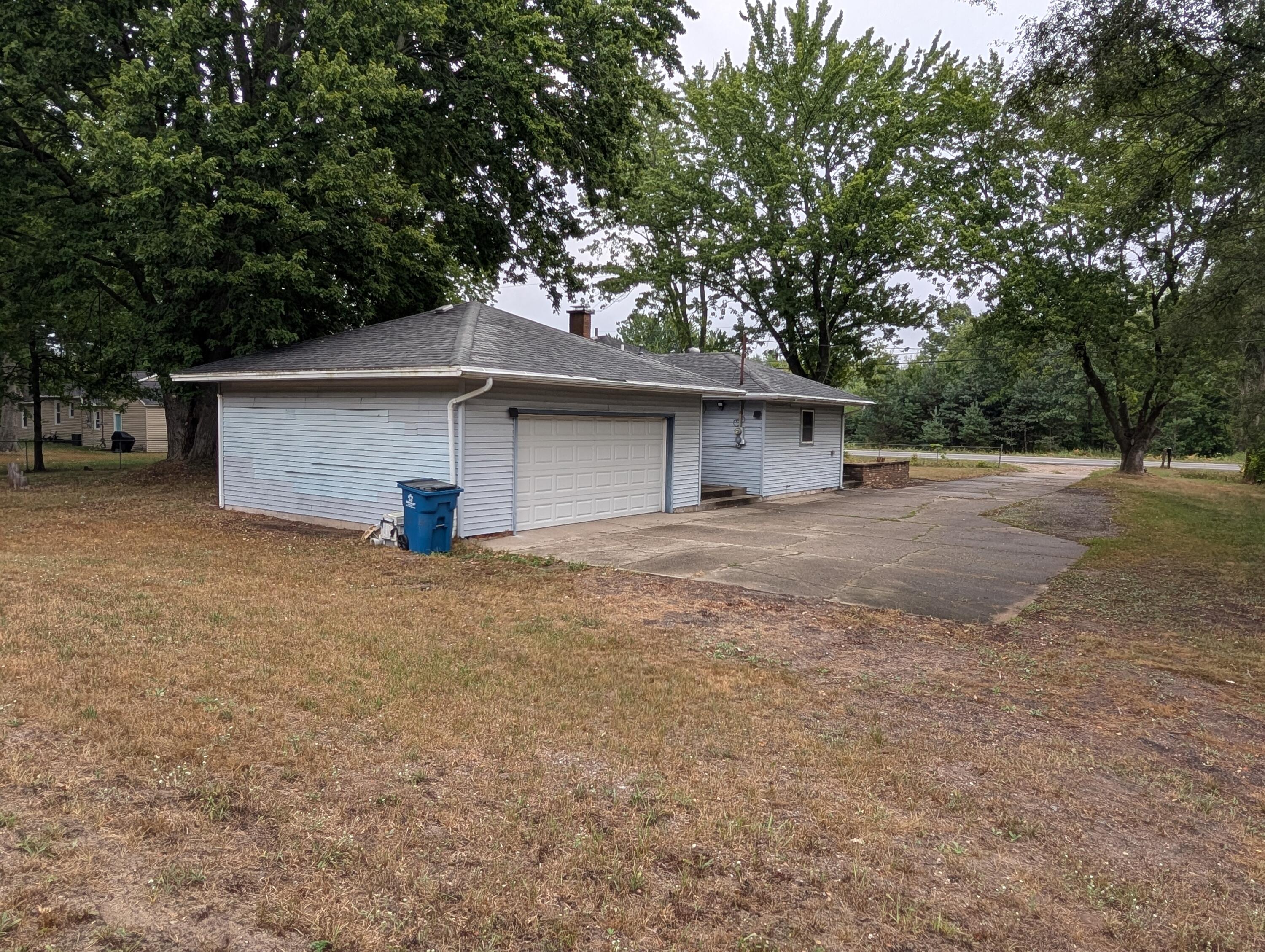 4045 S Dangl Road Muskegon MI 49444