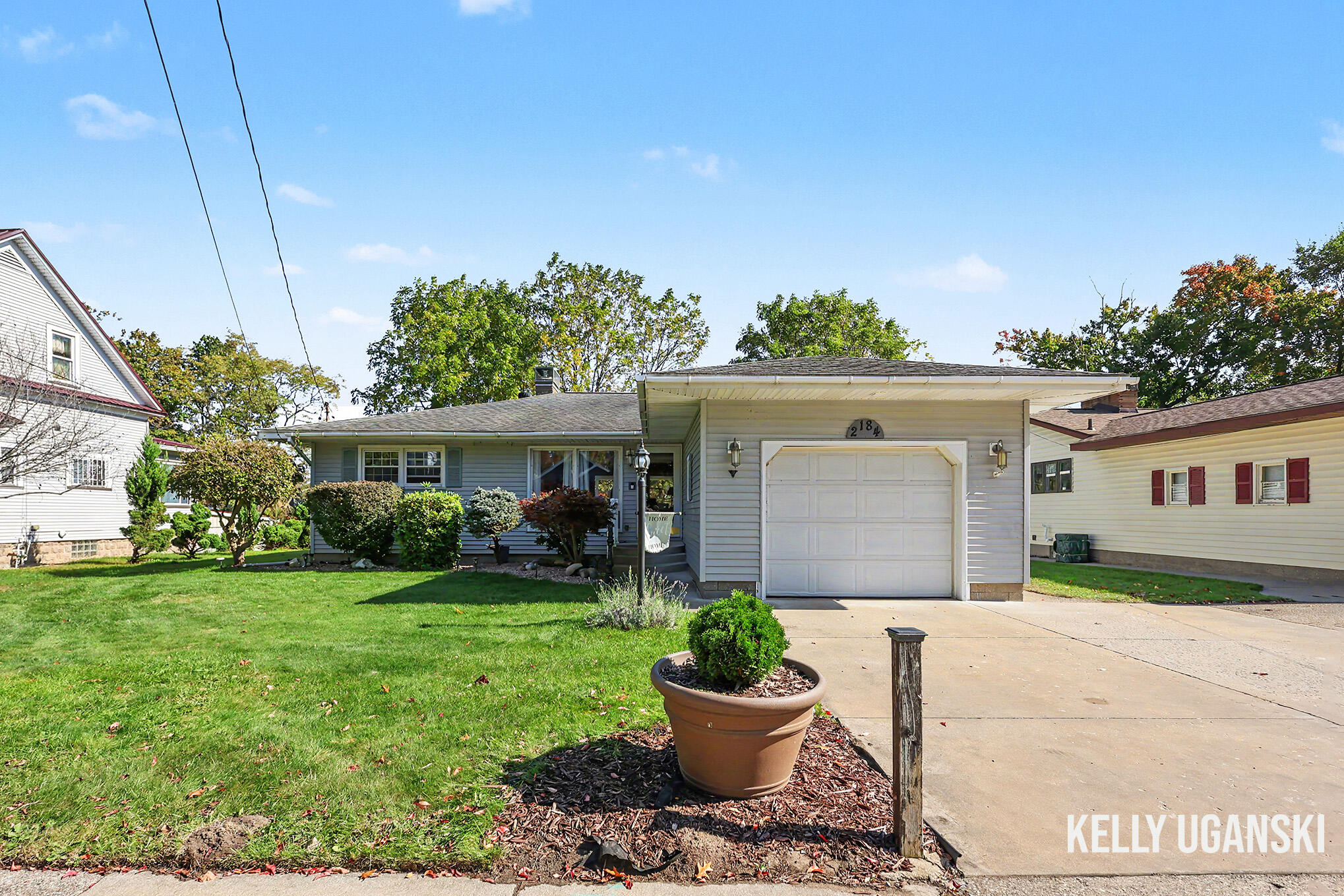2184 Bourdon Street Muskegon MI 49441
