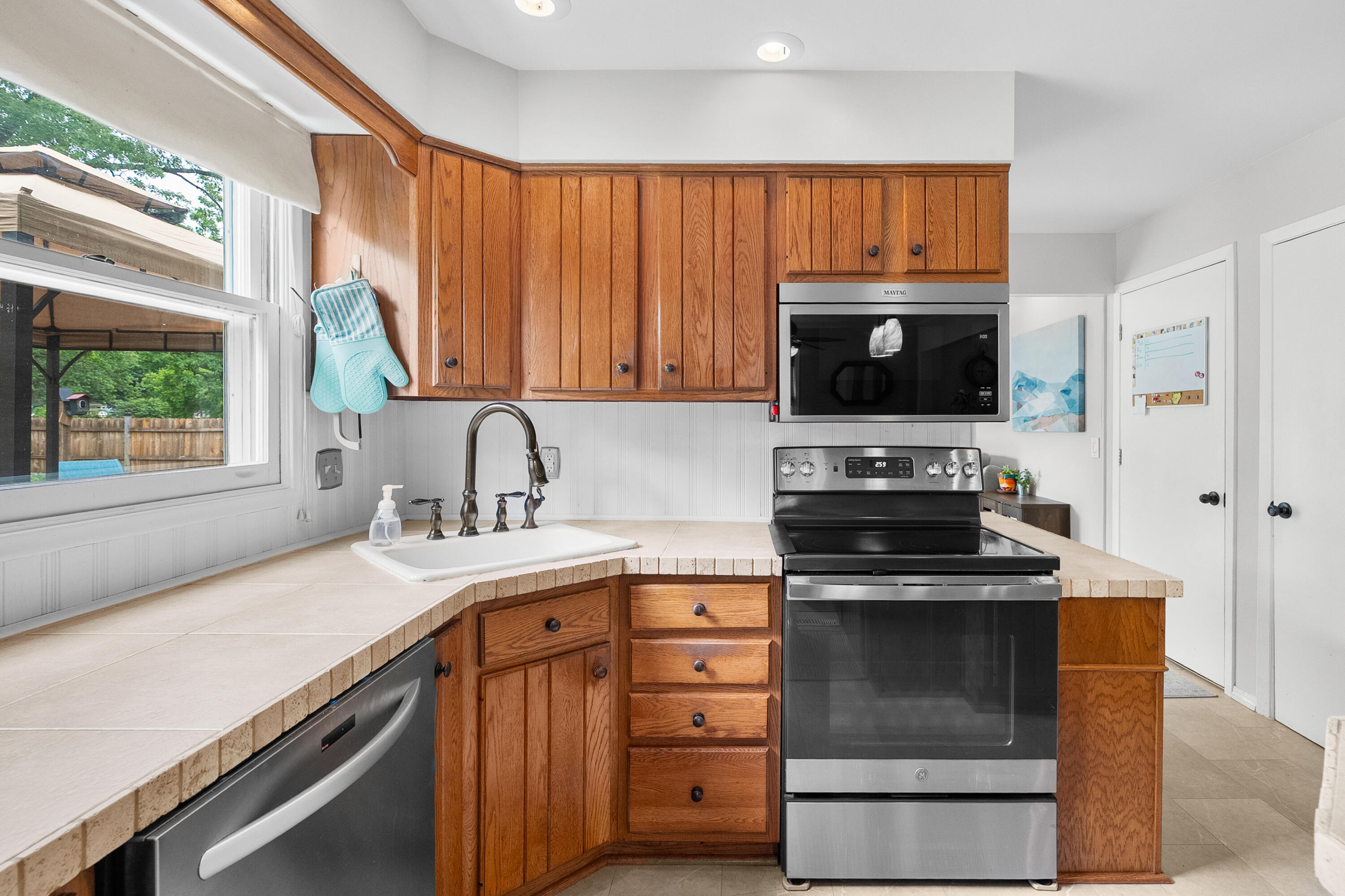 1520 Edington Street Portage MI 49024