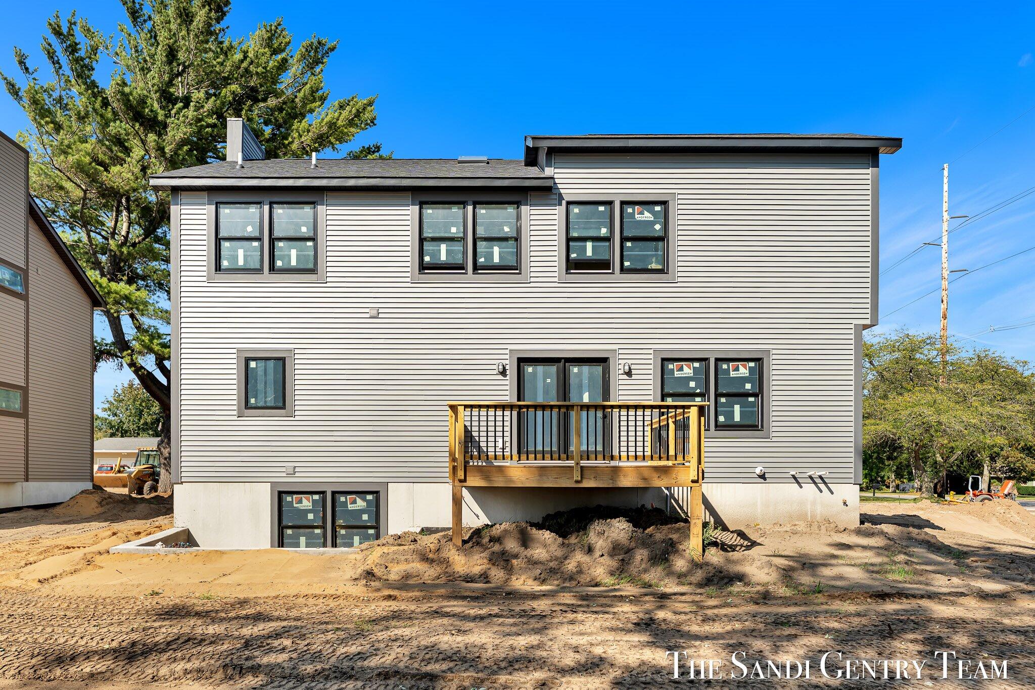 1034 Arlington Avenue Grand Haven MI 49417